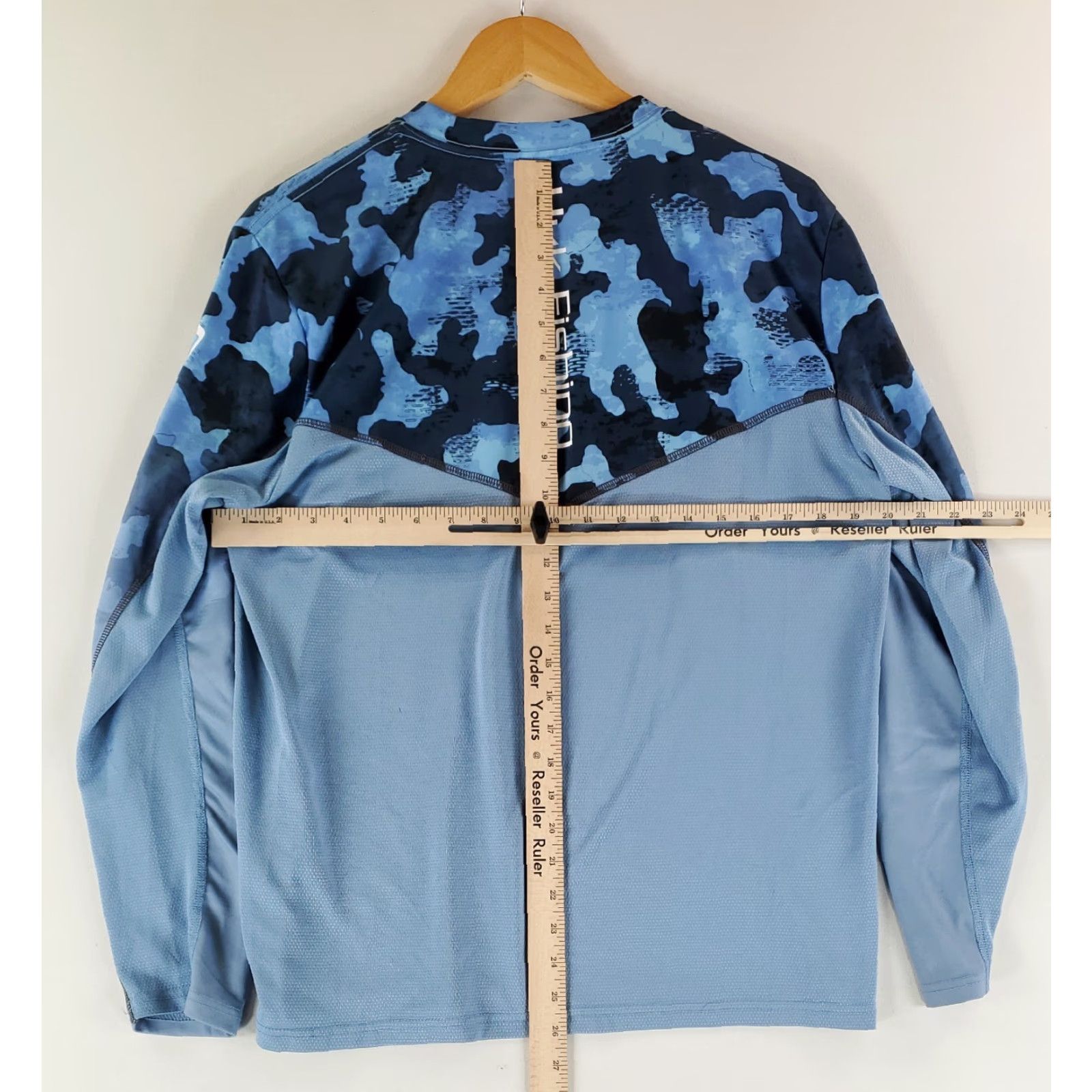 Vintage Huk Shirt Performance Fishing Long Sleeve Light Blue Camo Mens M Size US M / EU 48-50 / 2 - 8 Thumbnail