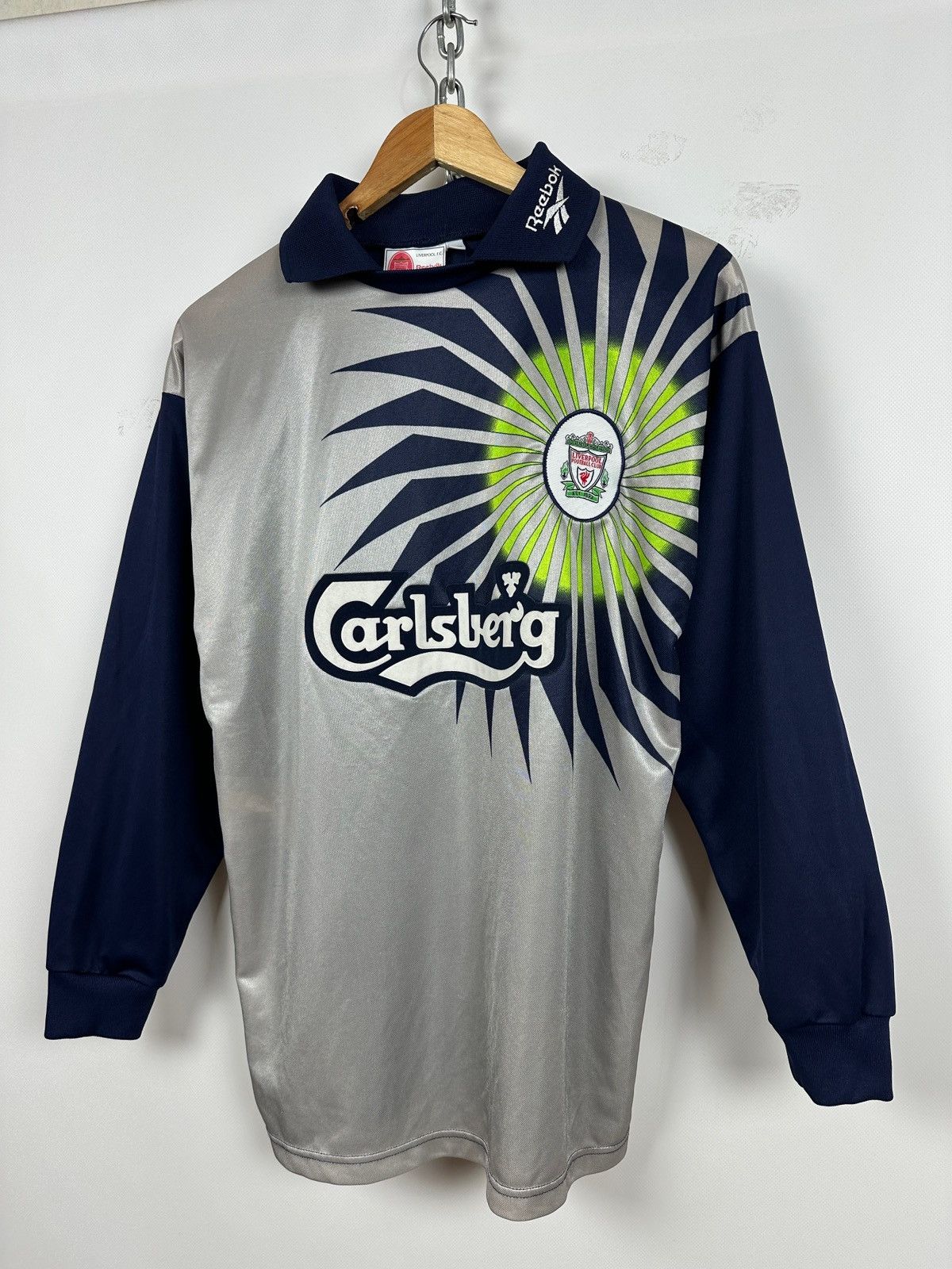 Reebok 1997/98 Vintage Reebok Liverpool Goalkeeper Soccer Jersey Size US S / EU 44-46 / 1 - 3 Thumbnail