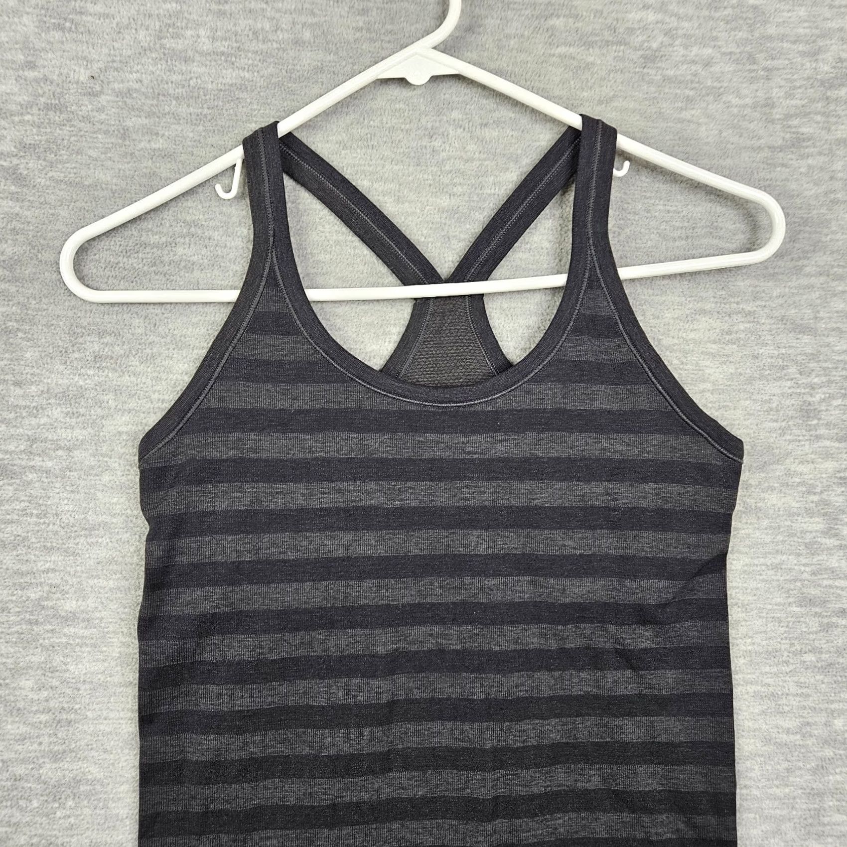 Lululemon Lululemon Tank Top Women's Black and Grey Striped Racerback Size 6 Activewear Top Casual Shirt Size M / US 6-8 / IT 42-44 - 6 Thumbnail