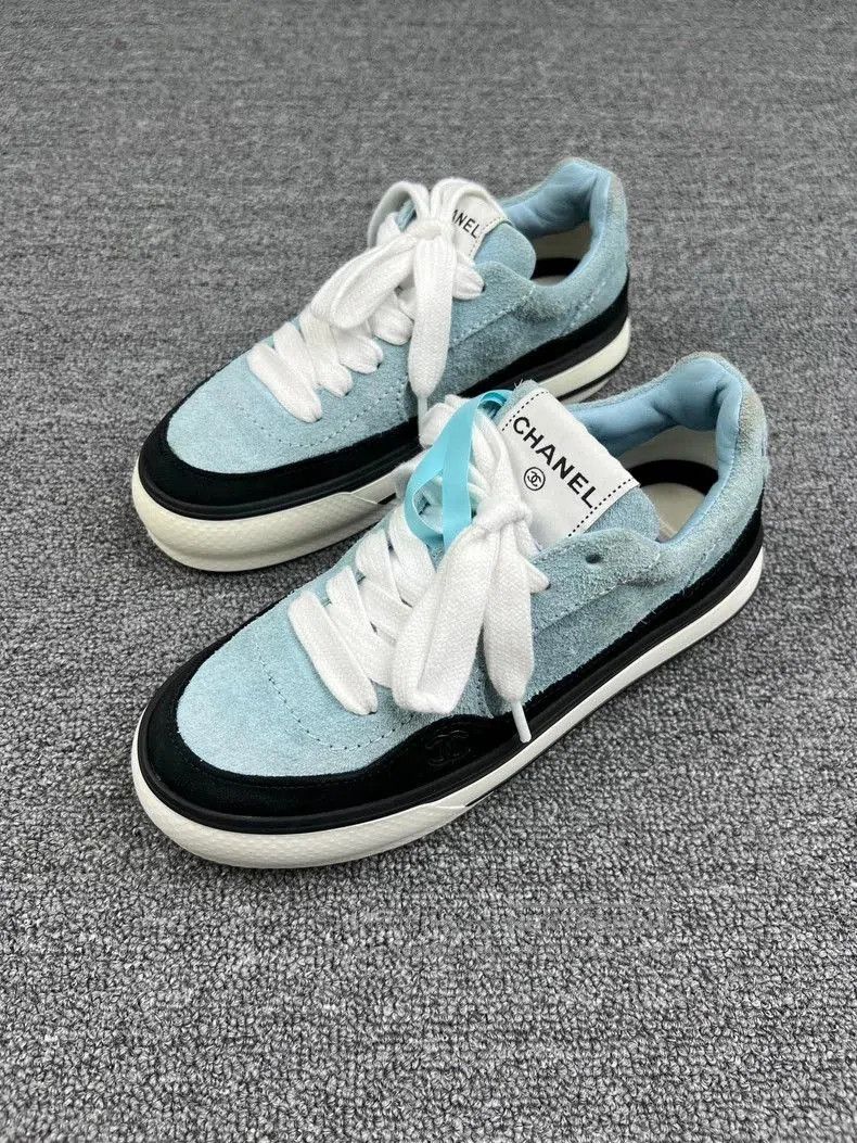Chanel Chanel 23B Platform Sneakers Blue. Size US 5 / EU 37 - 1 Thumbnail
