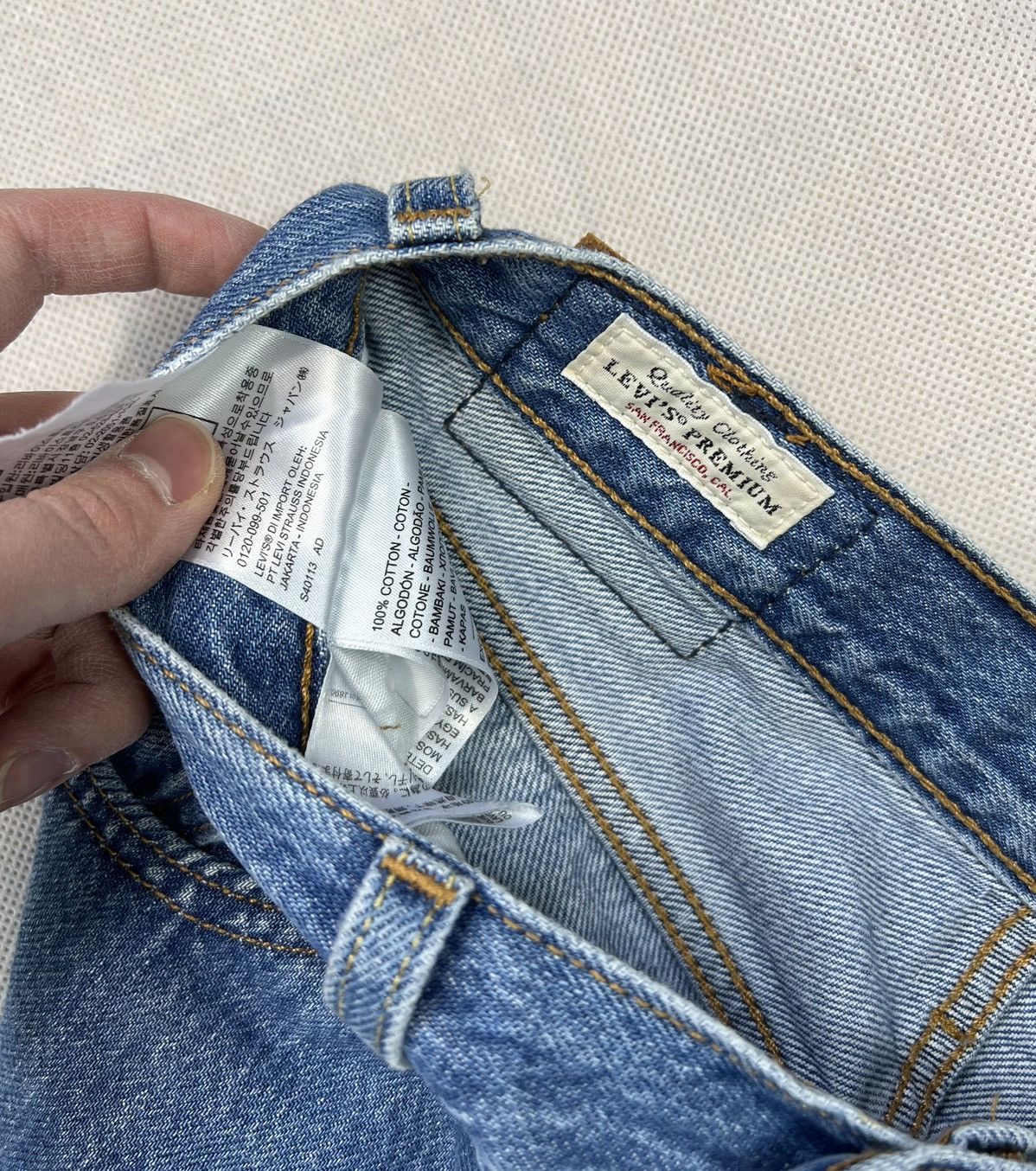 Levi's Pants Levi’s Premium 501 Jeans Great Color Women Size 25" / US 0 / IT 36 - 4 Thumbnail