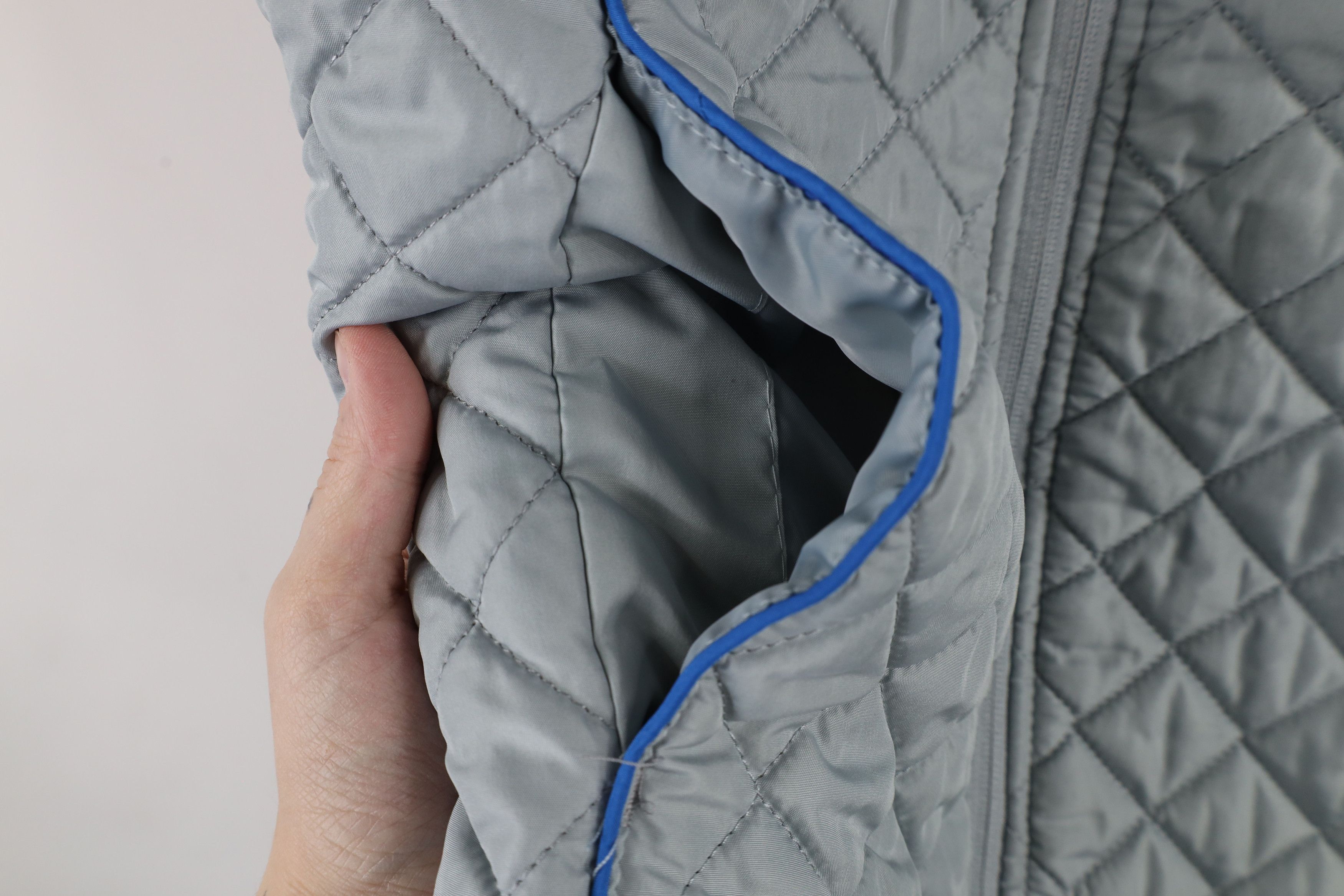 Vintage Vintage NFL Lions Football Quilted Puffer Vest Jacket Size M / US 6-8 / IT 42-44 - 6 Thumbnail