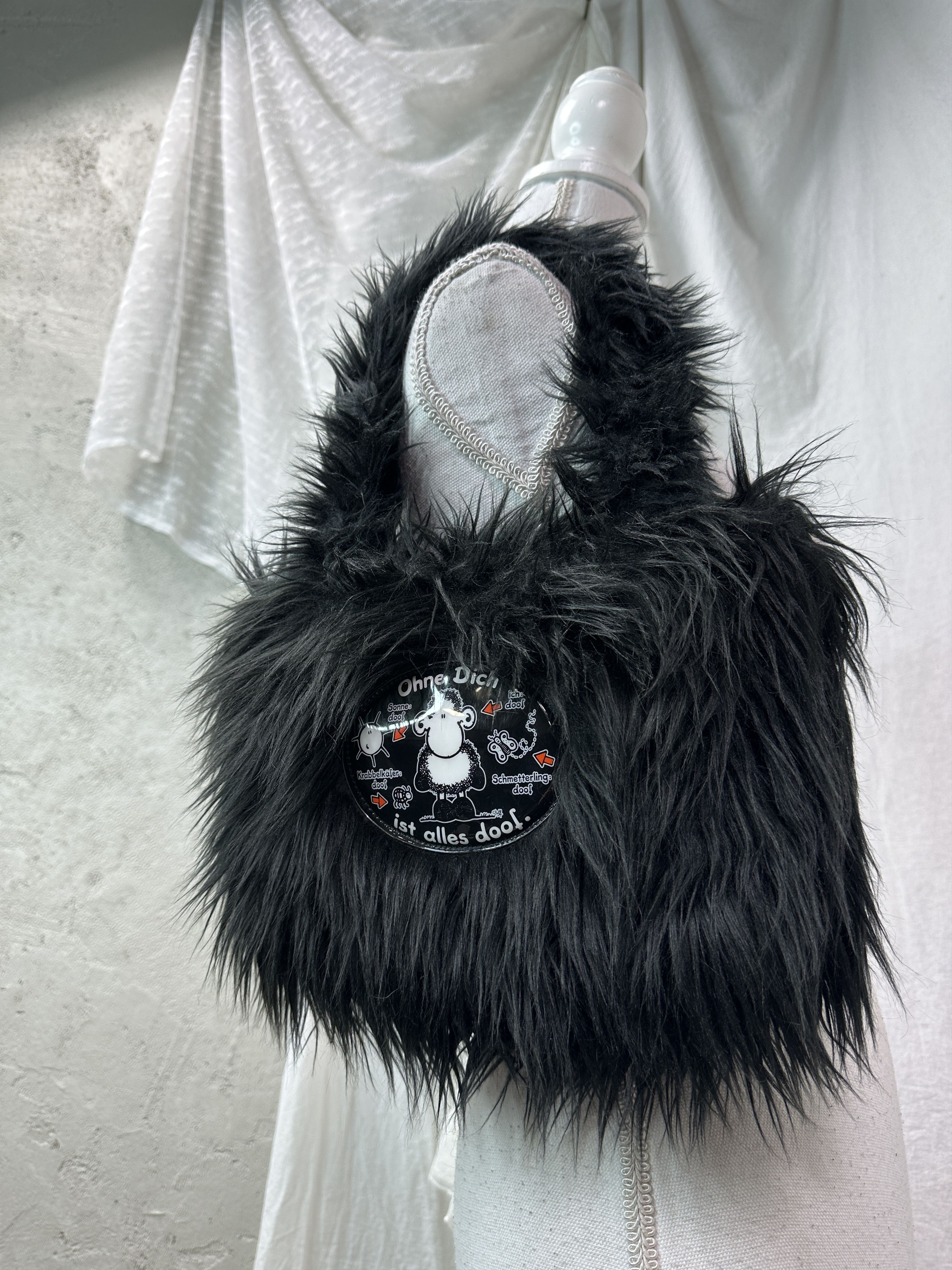 Vintage Vintage Avant Garde Fur Shoulder Bag Y2K Size ONE SIZE - 1 Thumbnail