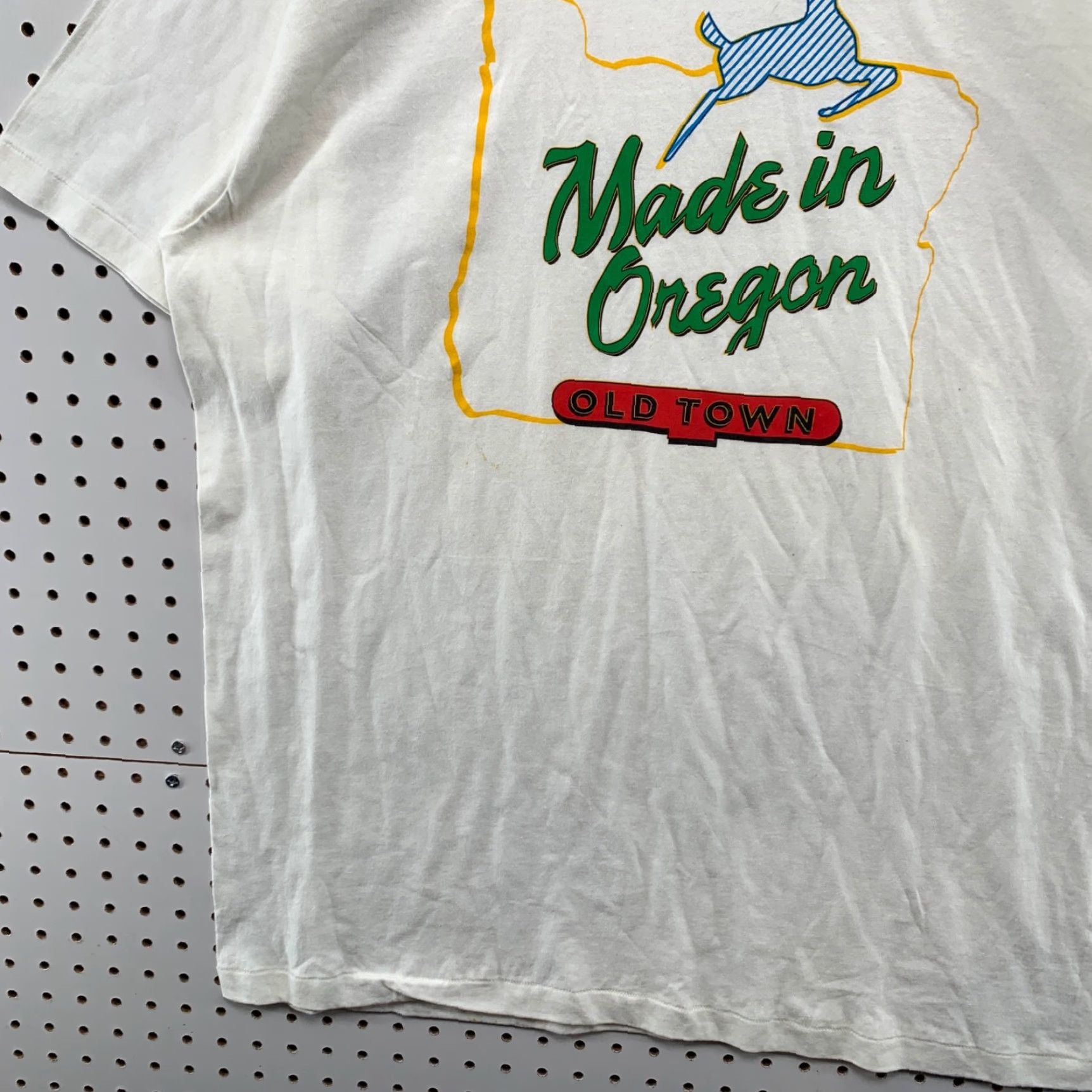 Vintage Vintage 90s Oregon Old Town T-Shirt Men XL White Graphic Print Made in USA Size US XL / EU 56 / 4 - 7 Thumbnail