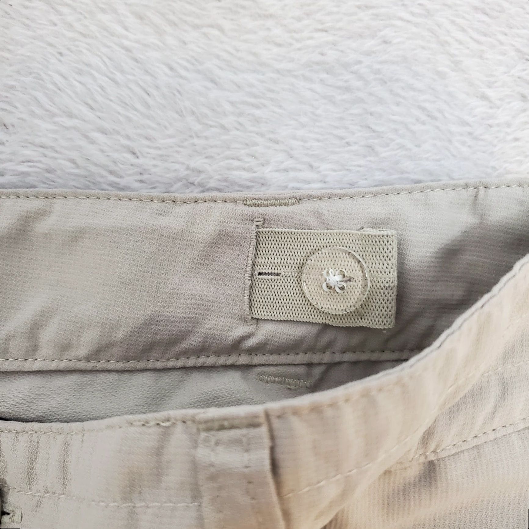Vintage Columbia Shorts Women L 14-16 Omni-Shade Beige Nylon 4.5 in Hike Outdoor Camping/Travel Activewear Size 36" / US 14 / IT 50 - 6 Thumbnail