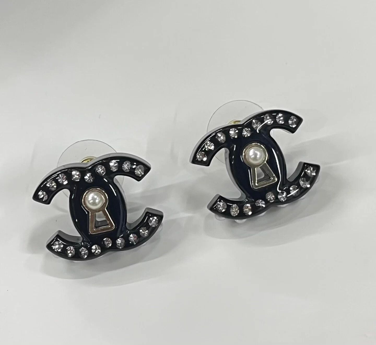 Chanel Chanel Black Acrylic Pearl Lock CC Earrings New Size ONE SIZE - 2 Thumbnail