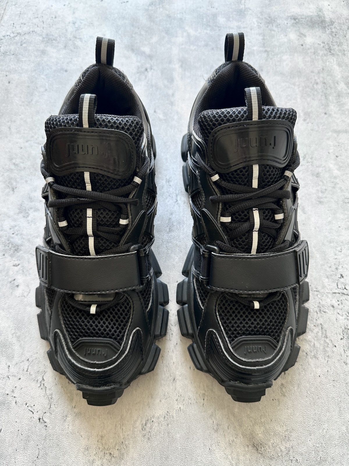 Juun.J SS20 VELCRO STRAP TECHNICAL RUNNERS Size US 9 / EU 42 - 3 Thumbnail