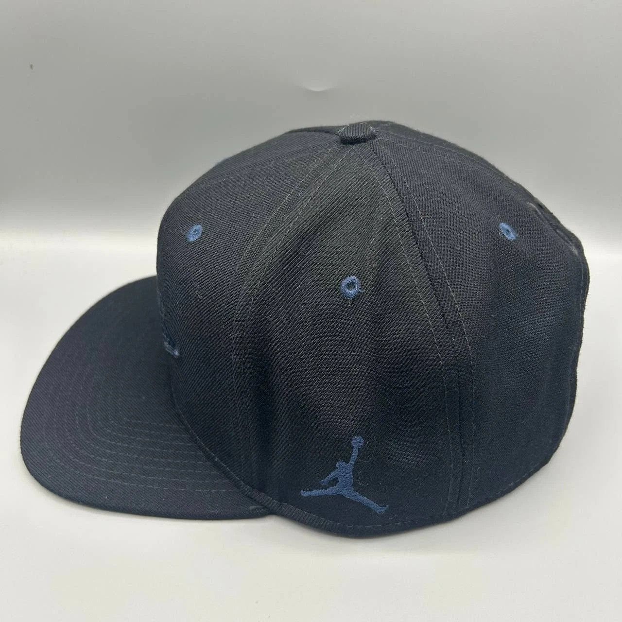Jordan Brand Air Jordan x Dover Street Market Hat Embroidered Snap Back Size ONE SIZE - 5 Thumbnail