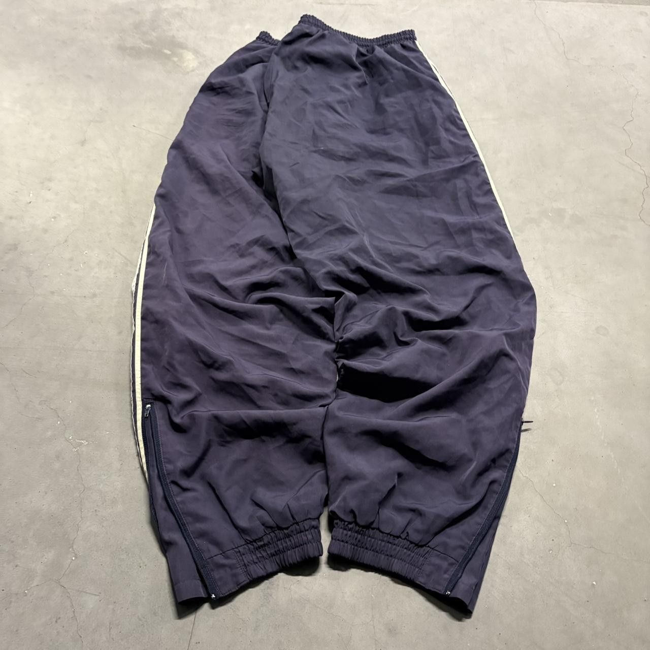 Reebok Vintage Y2K/2000s Baggy Navy Blue Striped Reebok Trackpants! Size US 36 / EU 52 - 6 Thumbnail