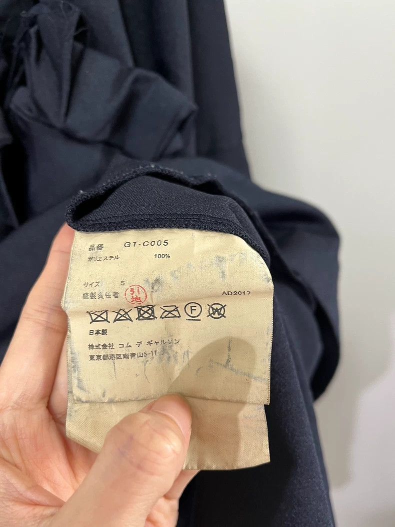 Comme des Garcons Comme Des Garcons Three-dimensional kneaded flower cloak Size S / US 4 / IT 40 - 6 Thumbnail