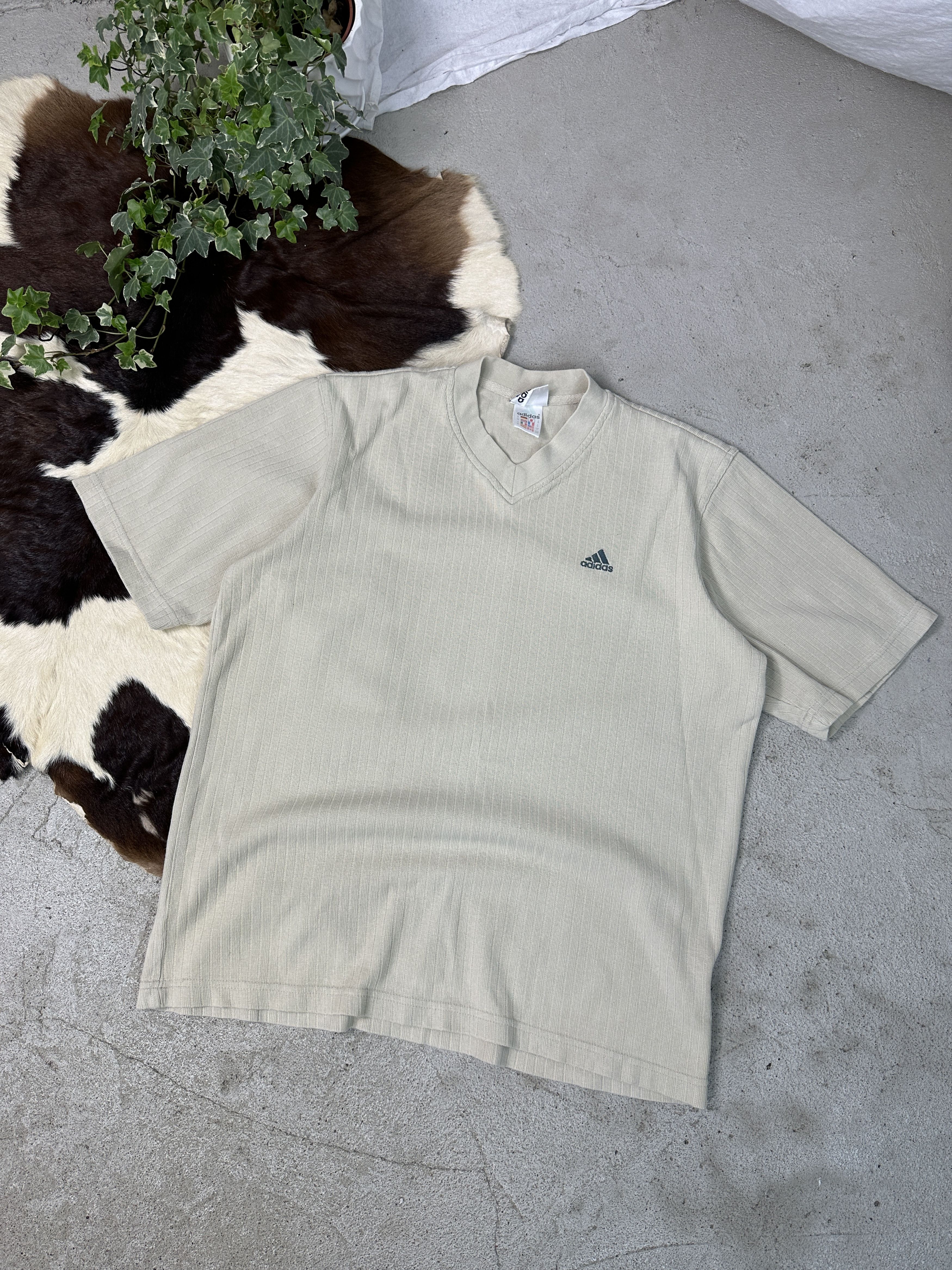 Adidas × Vintage Adidas Vintage 00s Y2K Beige T Shirt Size US M / EU 48-50 / 2 - 1 Thumbnail