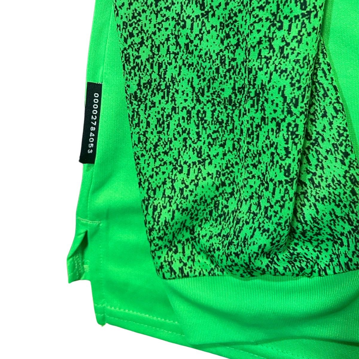 Umbro Brentford FC Bees Goalkeeper Shirt Green Soccer Jersey Umbro Size US M / EU 48-50 / 2 - 4 Thumbnail