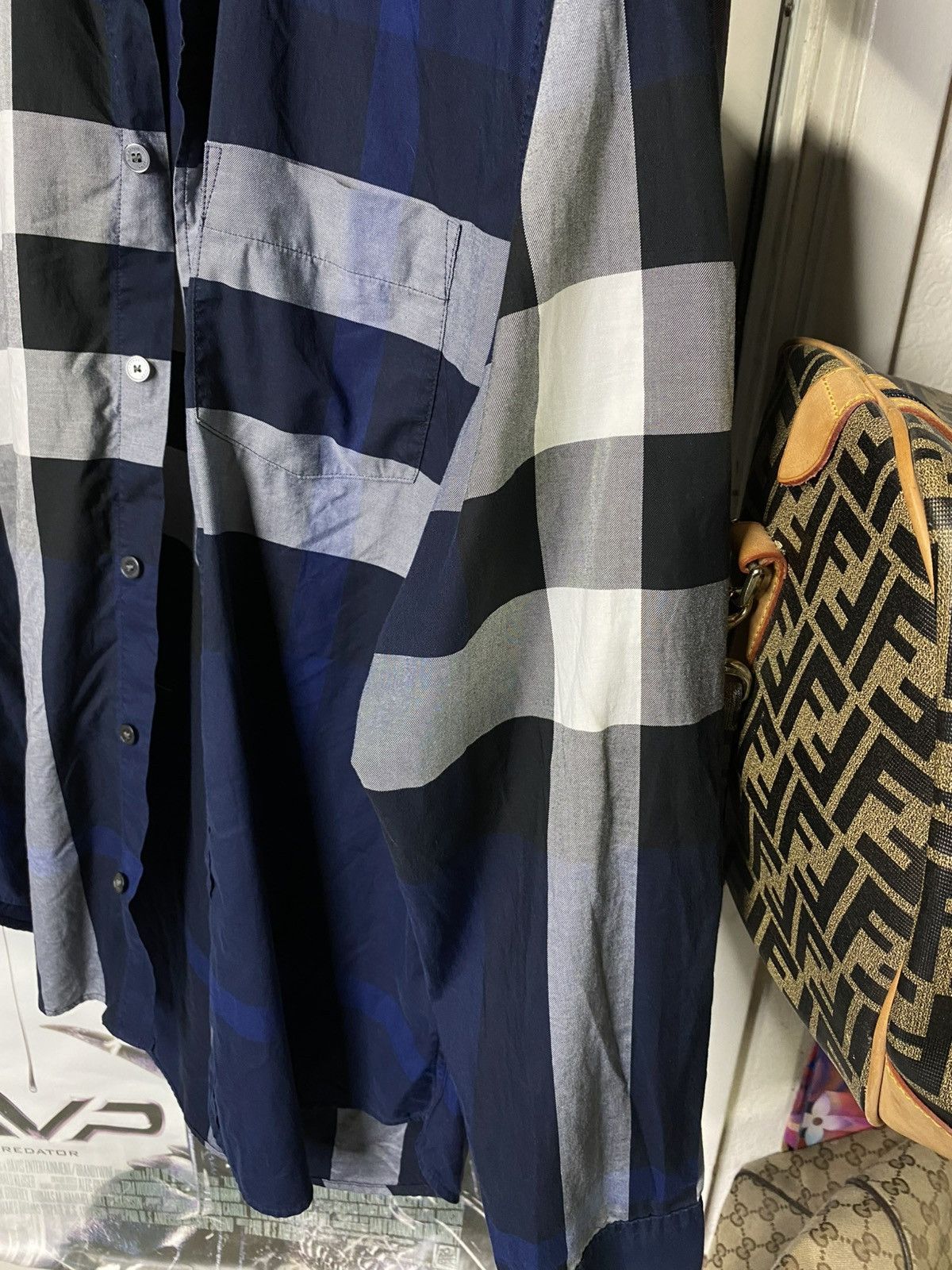 Burberry Check Button Up Men’s T-Shirt Preowned Size Medium