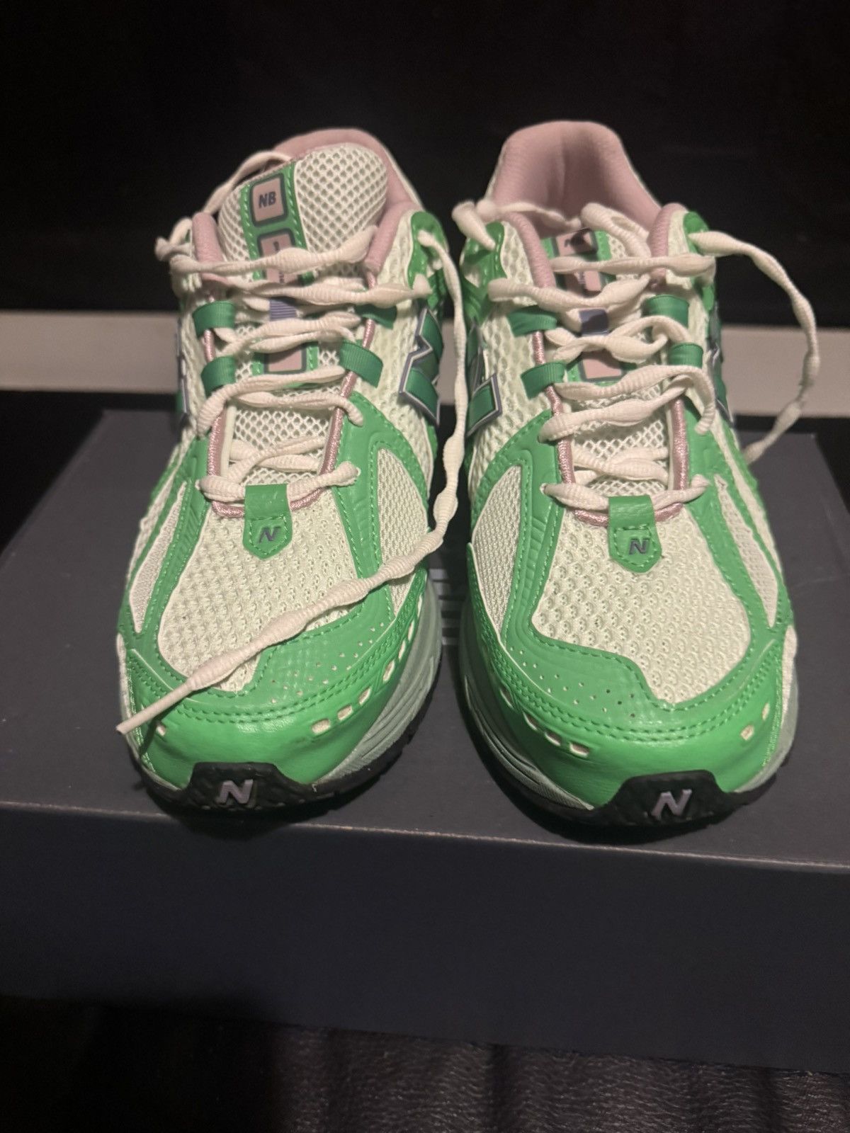 New Balance 1906R Size US 10 / EU 43 - 3 Thumbnail