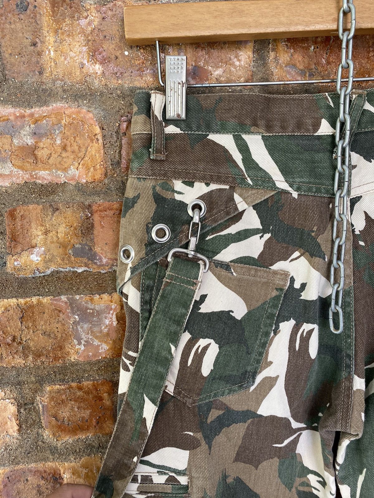 PPFM PPFM Bondage camo cargos pants Size US 29 - 17 Thumbnail