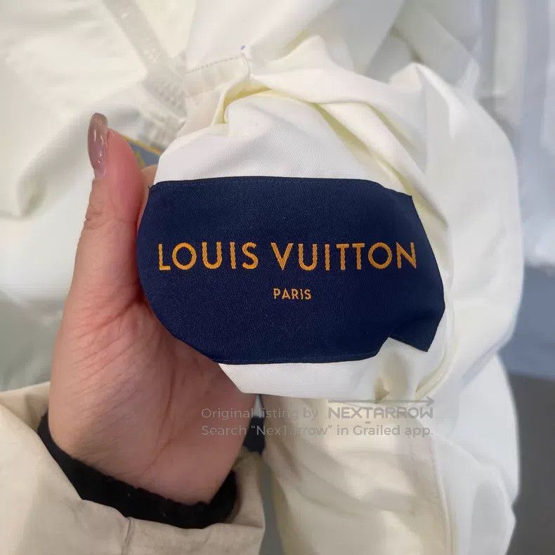 Louis Vuitton Louis Vuitton White logo full print reversible jacket Size US S / EU 44-46 / 1 - 6 Thumbnail