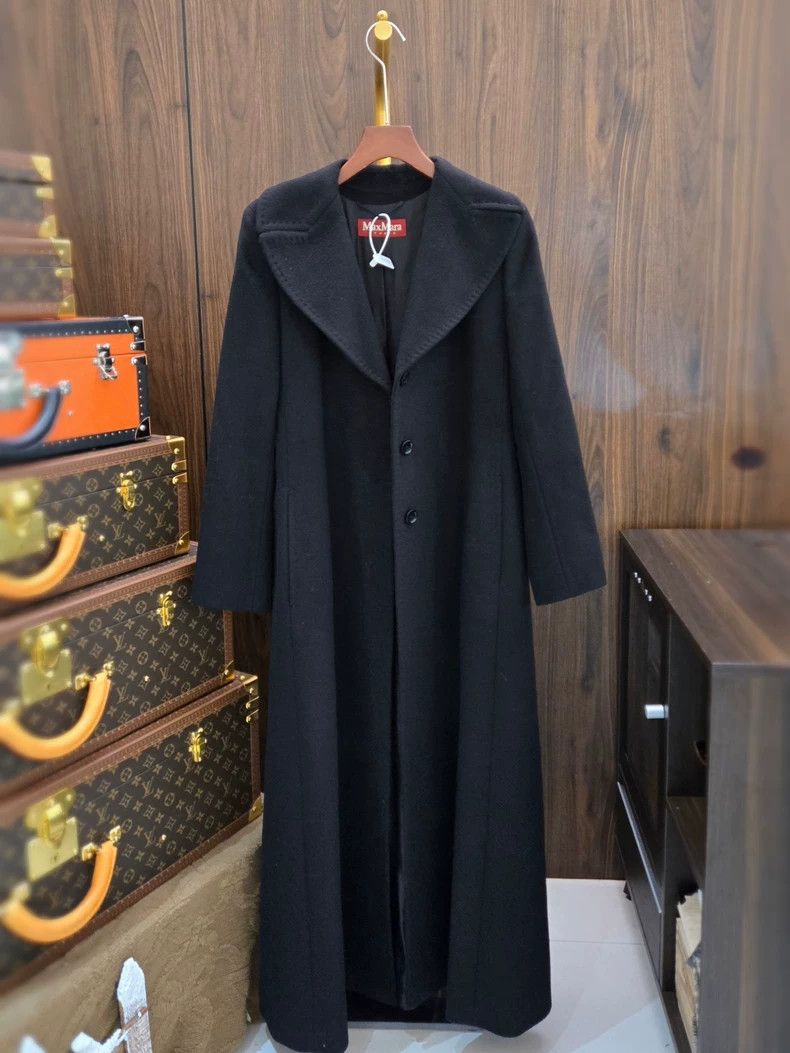 Max Mara Max Mara Long coat with suit collar and belt Size S / US 4 / IT 40 - 1 Thumbnail