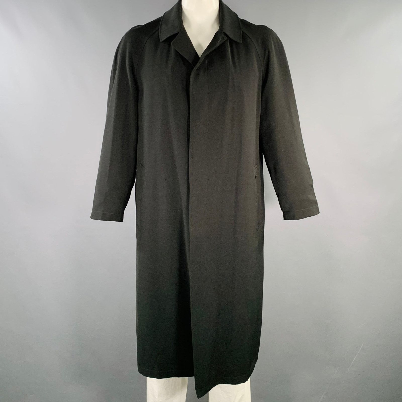 Sanyo SANYO Size L Black Polyester Hidden Buttons Coat Size US L / EU 52-54 / 3 - 1 Thumbnail