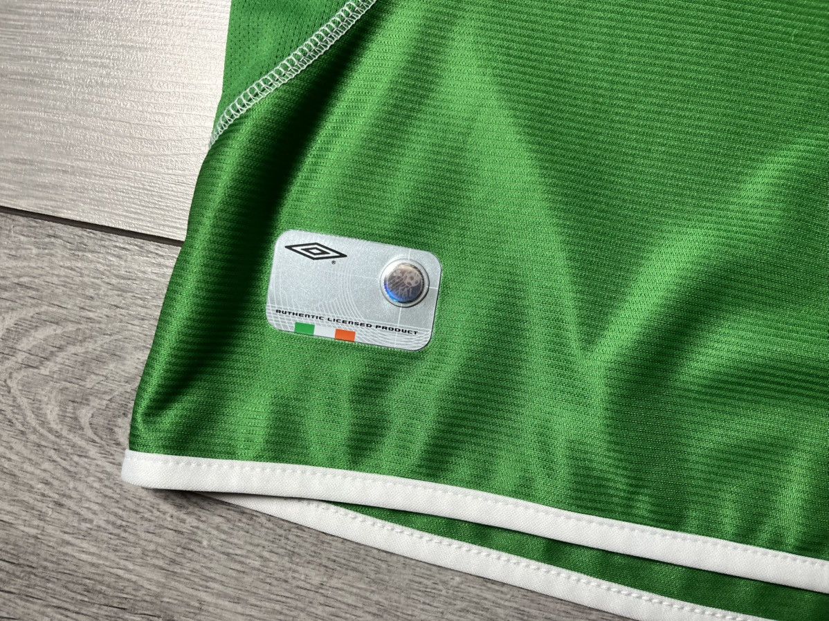 Umbro Republic of Ireland 2002 Umbro World Cup home footbal shirt Size US XL / EU 56 / 4 - 4 Thumbnail