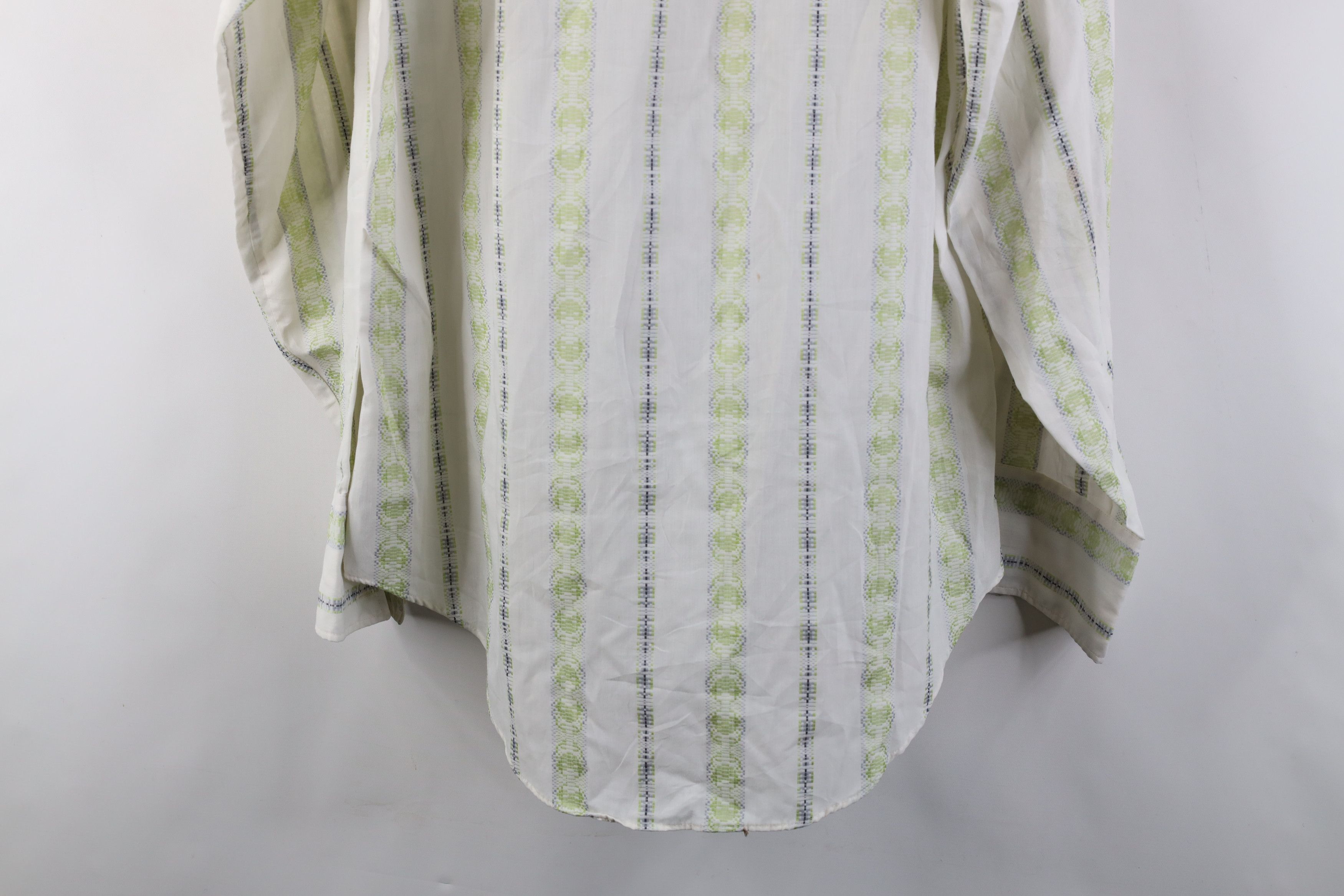 Vintage Vintage 60s 70s Streetwear Dagger Collar Button Shirt USA Size US M / EU 48-50 / 2 - 15 Thumbnail