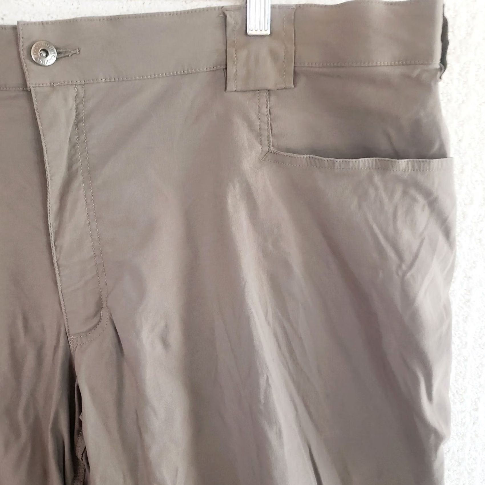 Vintage Duluth Trading Dry on the Fly Cargo Shorts Men 46"x11" Brown Nylon Spandex Size US 30 / EU 46 - 4 Thumbnail