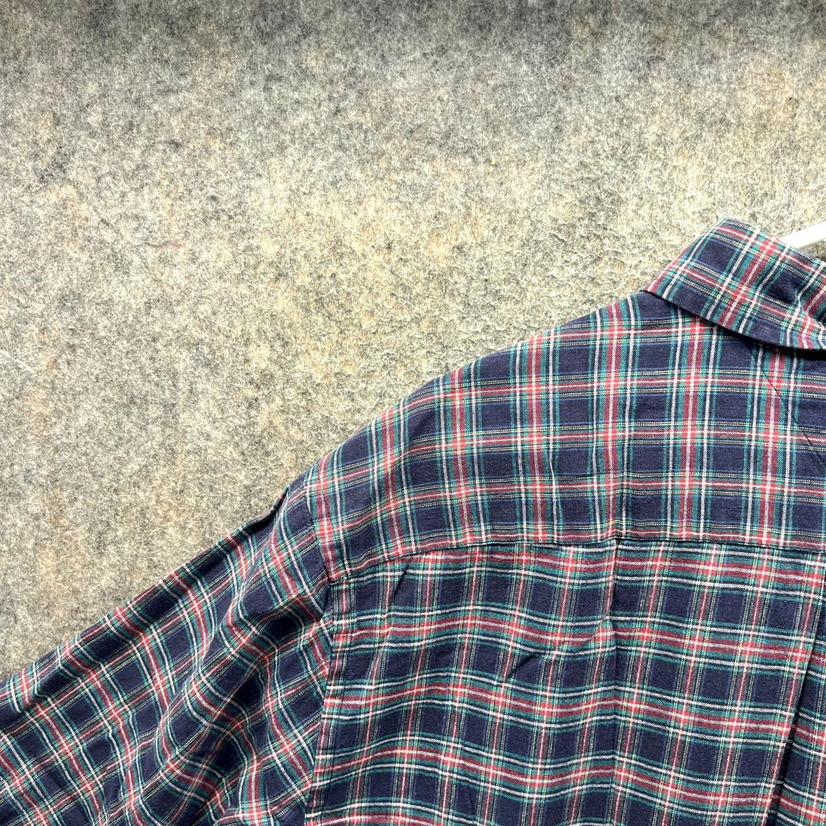 Tommy Hilfiger VINTAGE Tommy Hilfiger Shirt Mens Large Blue Plaid Short Sleeve Button-Down Preppy Size US L / EU 52-54 / 3 - 5 Thumbnail