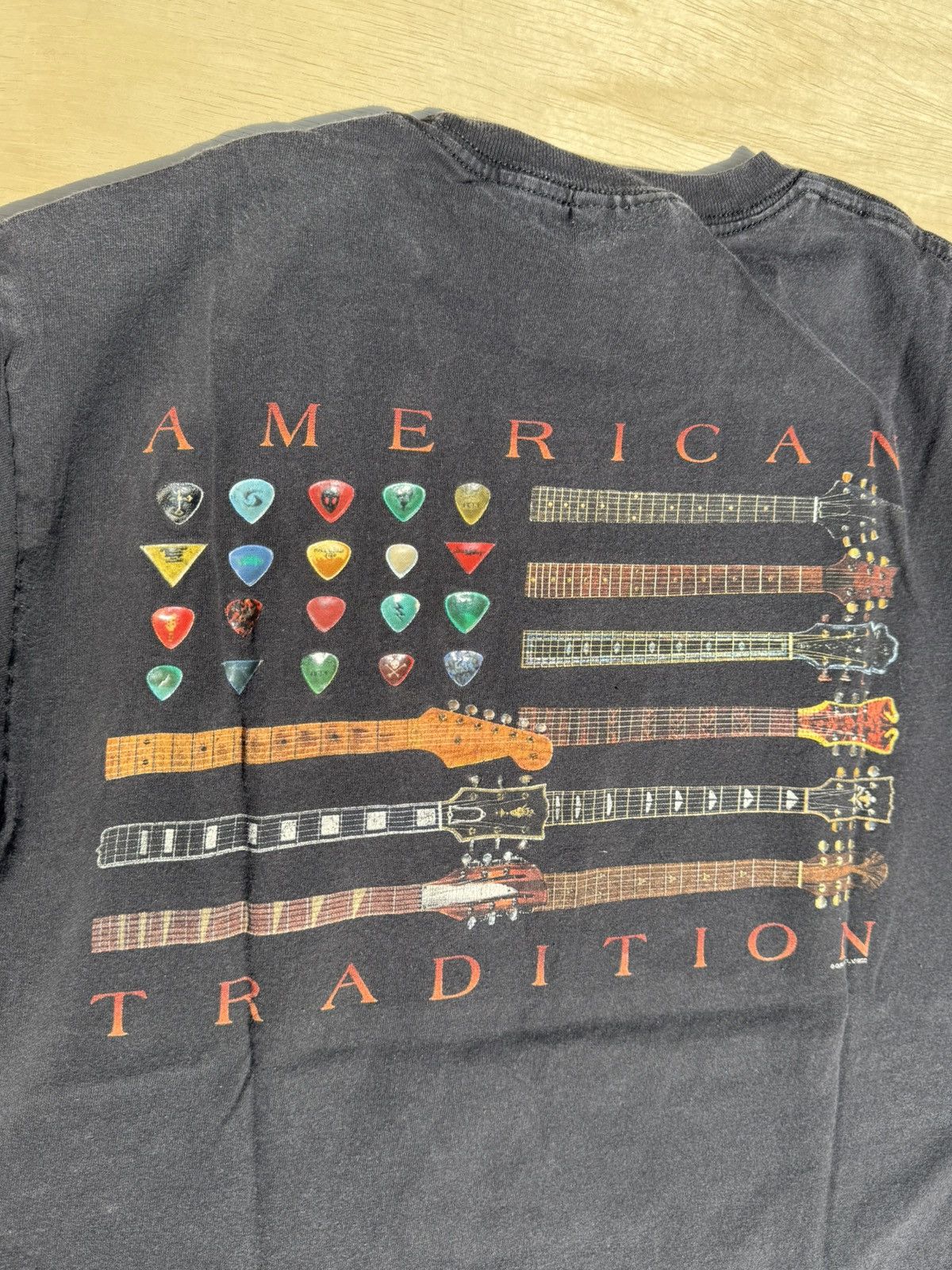 Band Tees × Vintage 1999 Guitar Flag Vintage 90’s Rock Band T-Shirt Size US L / EU 52-54 / 3 - 3 Thumbnail