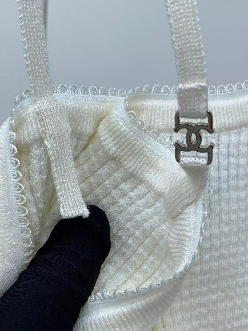 Chanel Chanel 24A knitted drawstring suspender vest 2504-Nextarrow Size XXS / US 00 / IT 34 - 3 Thumbnail
