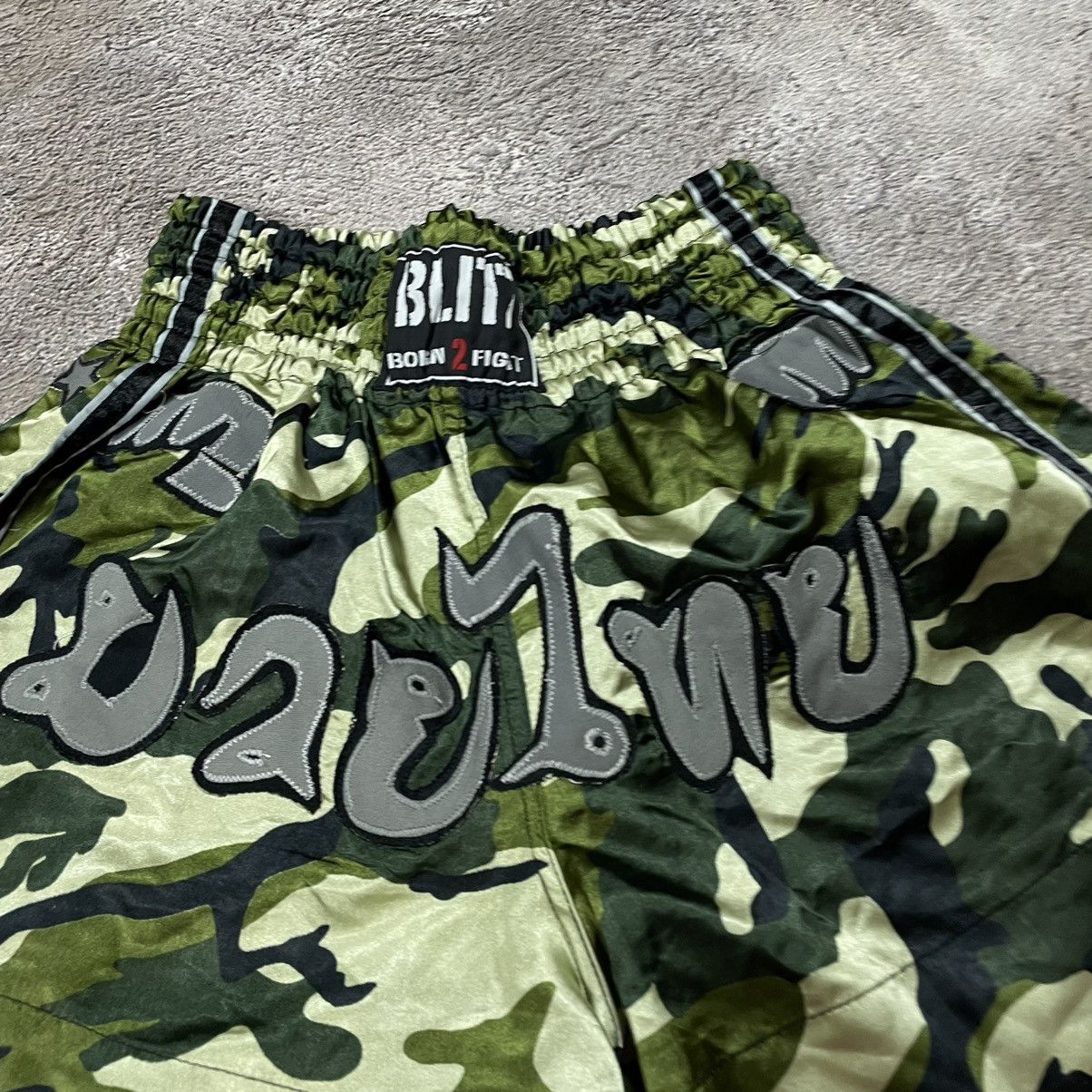 Vintage Vintage Y2K Baggy Camo Thai Box Shorts Streetwear Punk 30 Size US 30 / EU 46 - 4 Thumbnail