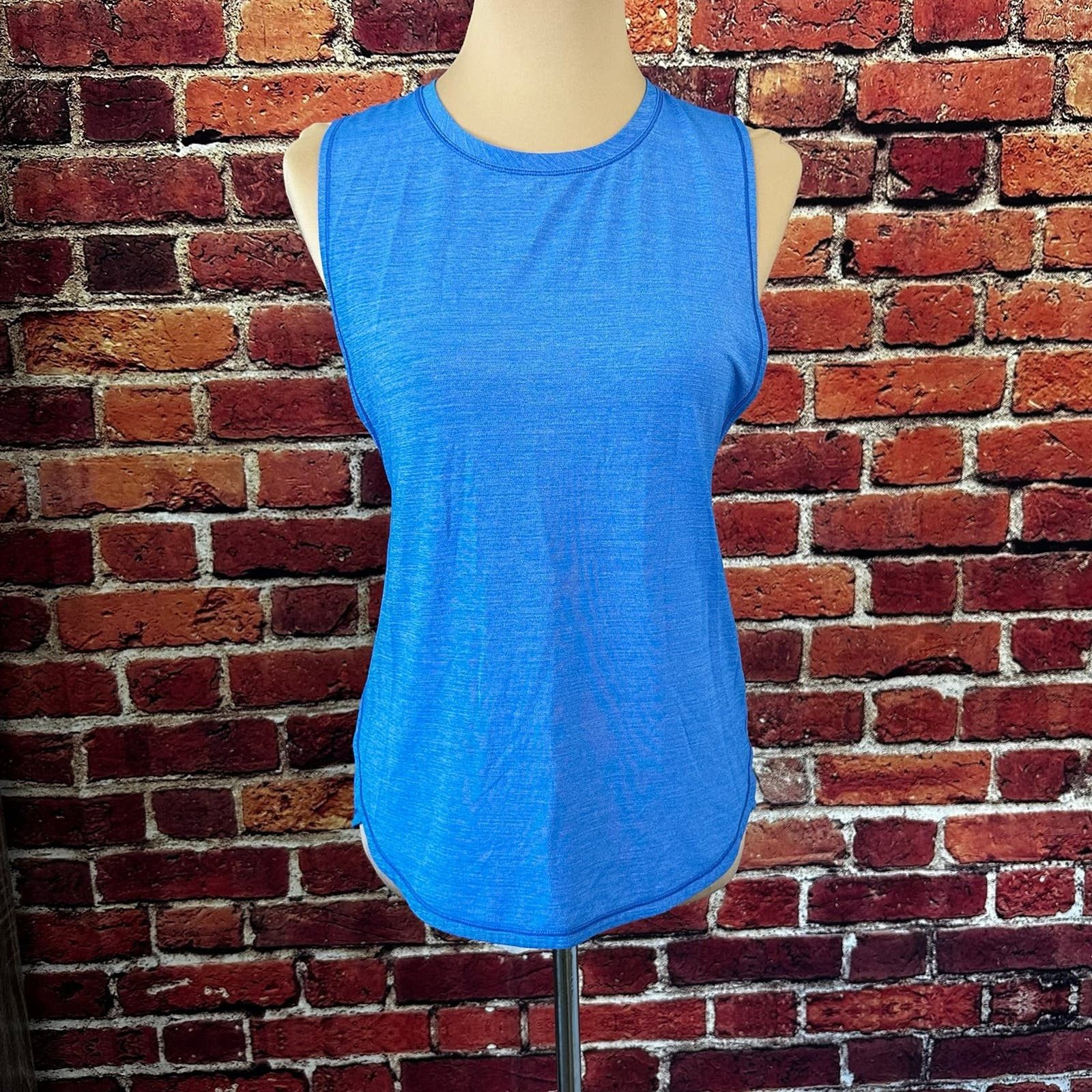 Lululemon Lululemon Tank top size 8 Size M / US 6-8 / IT 42-44 - 1 Thumbnail
