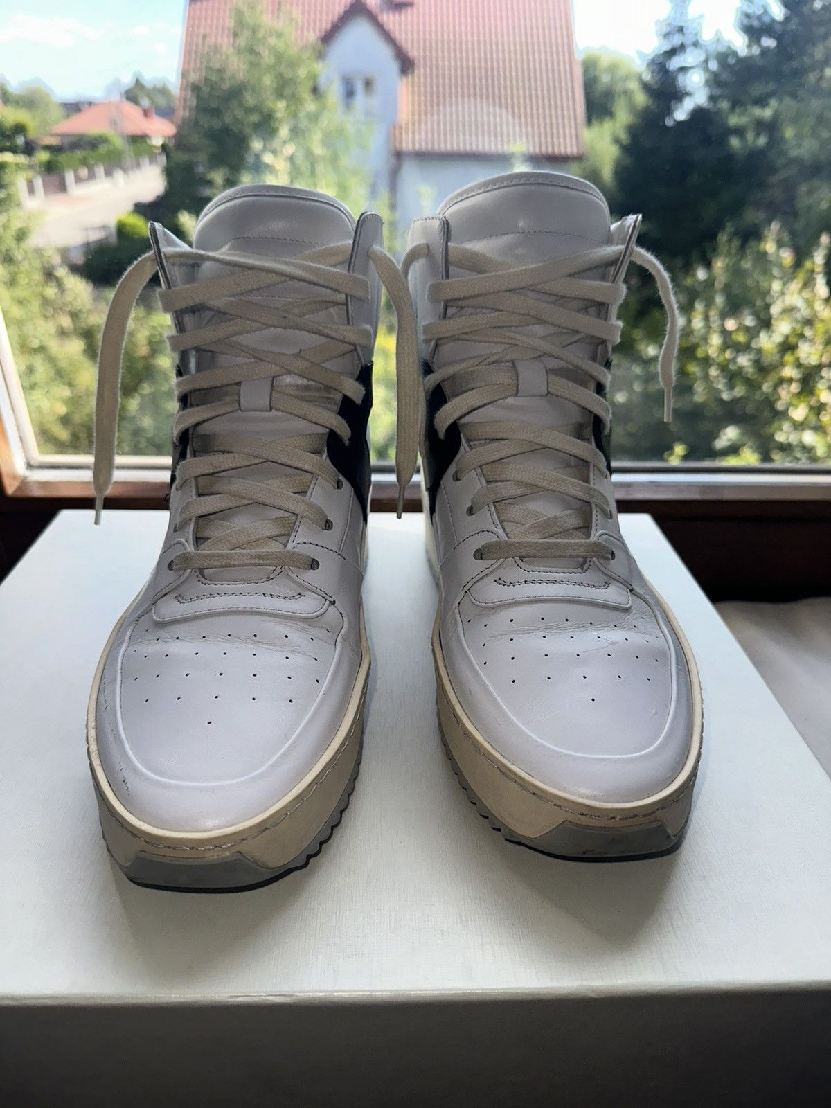 Fear of God Fear of god basketball sneaker one Size US 9 / EU 42 - 2 Thumbnail