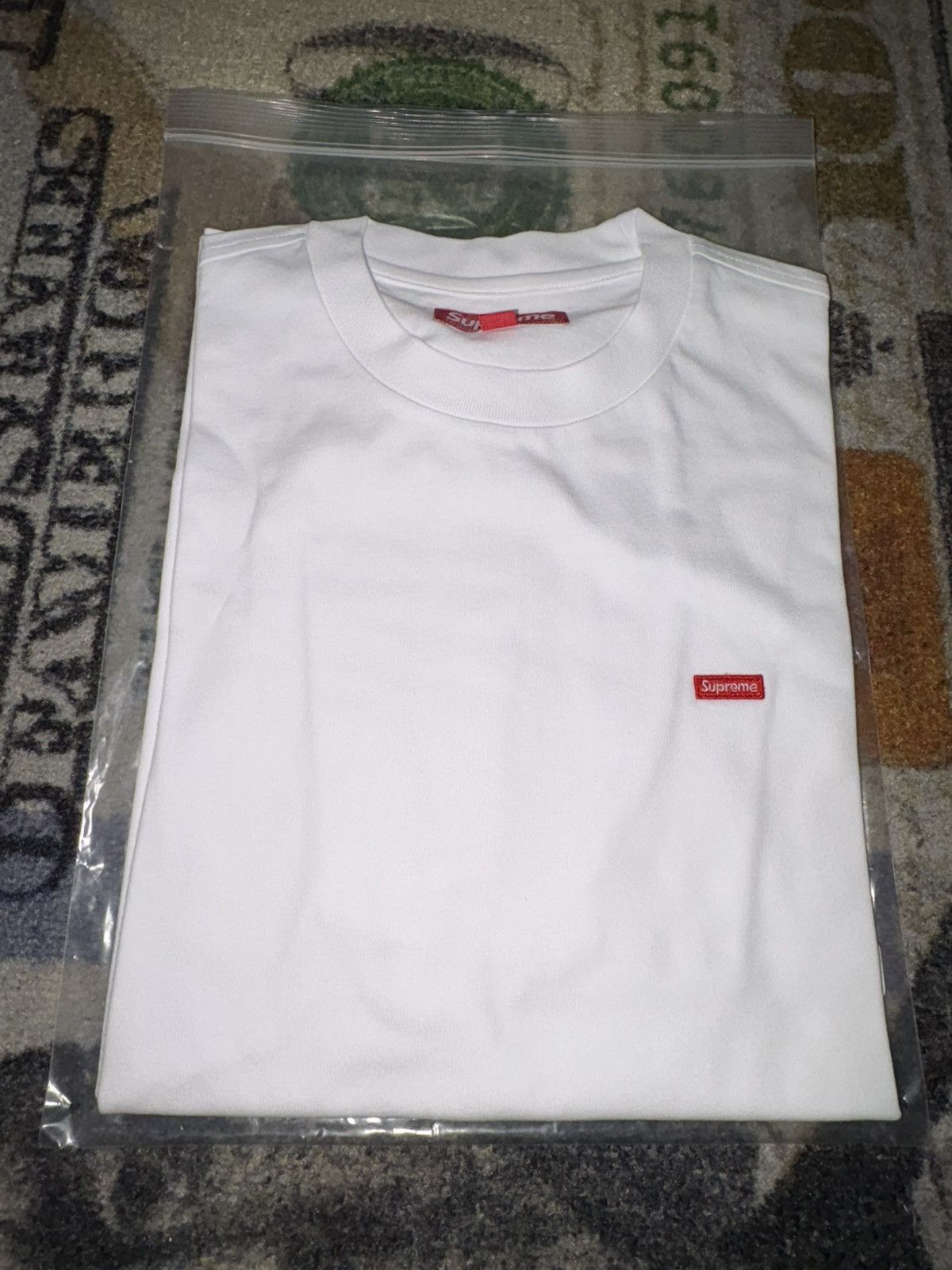 Supreme Supreme Small Box S/S Tee White (SS25) Size US XL / EU 56 / 4 - 1 Thumbnail