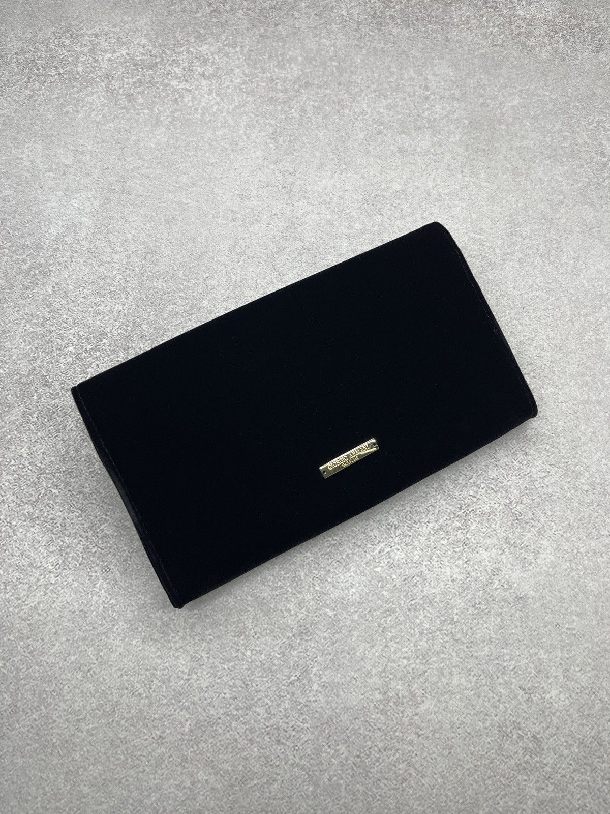 Giorgio Armani New Giorgio Armani Black Velour Clutch Size ONE SIZE - 4 Thumbnail
