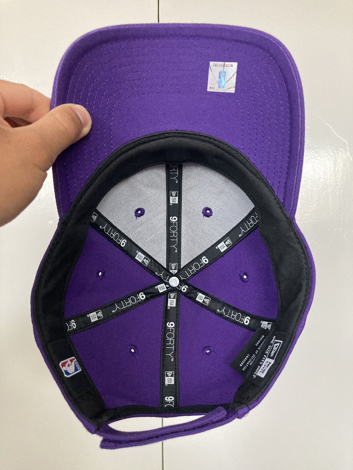 New Era NEW ERA 9FORTY LOS ANGELES LAKERS HAT CAP NBA BASKETBALL OSF Size ONE SIZE - 13 Thumbnail