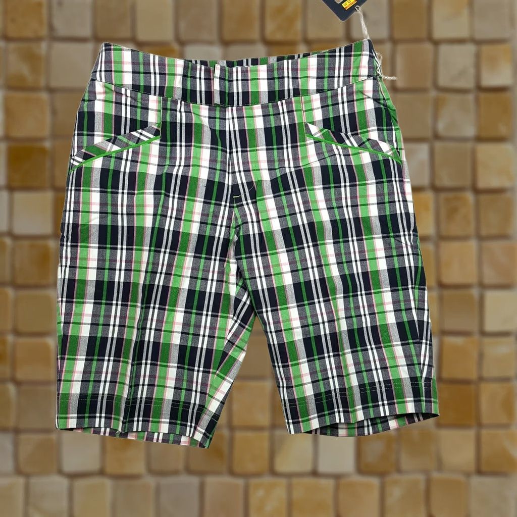 Vintage VINTAGE Tehama Golf Bermuda Shorts Women Size 6 Green Plaid Tennis Athletic Outdoor Y2K 90s Boys? Size 24" / US 00 / IT 34 - 1 Thumbnail