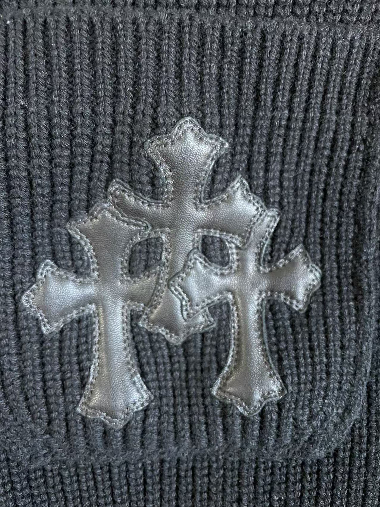 Chrome Hearts Chrome Hearts Triple Cross Patch Scroll Cashmere Sweater Size US XXL / EU 58 / 5 - 3 Thumbnail