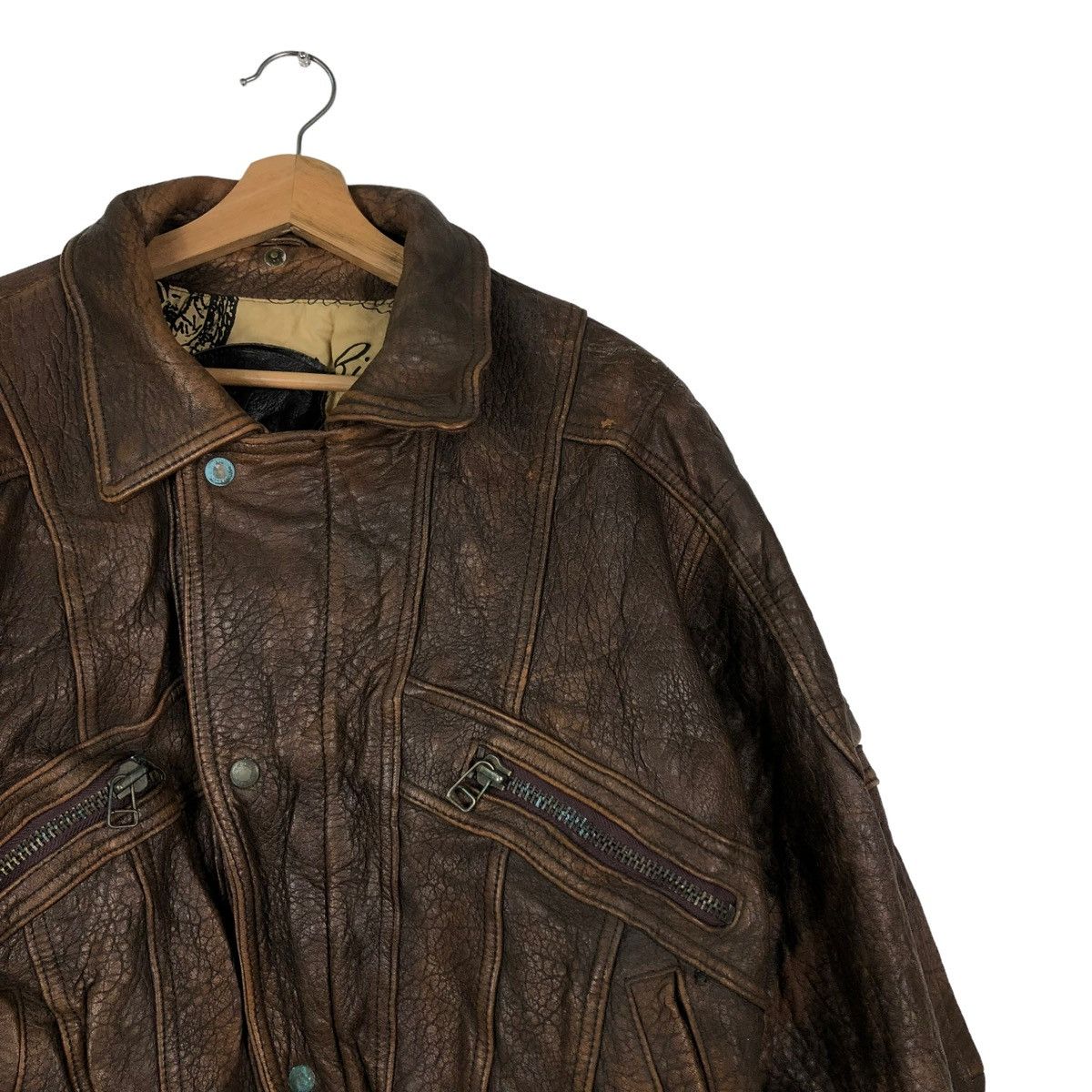 Aero Leathers 🔥VINTAGE BIKER LEATHER JACKET ROADMASTER RARE LINING DESIGN Size US L / EU 52-54 / 3 - 4 Thumbnail