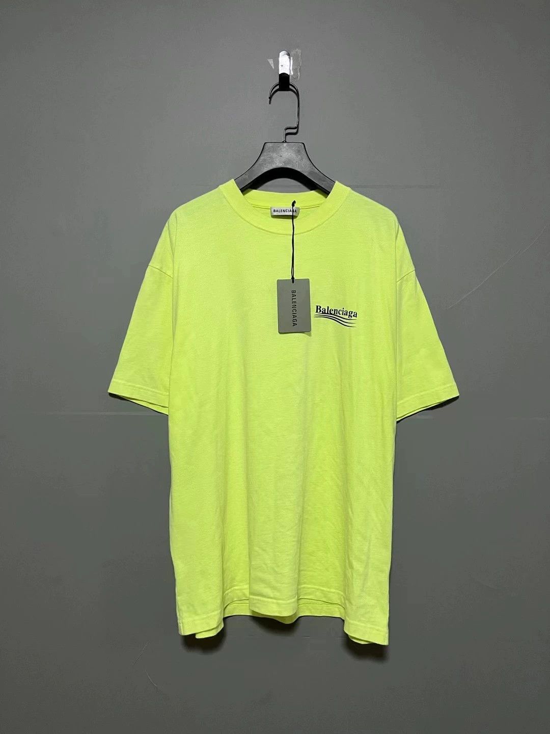 Balenciaga Balenciaga fluorescent yellow cola short sleeved shirt Size US S / EU 44-46 / 1 - 1 Thumbnail