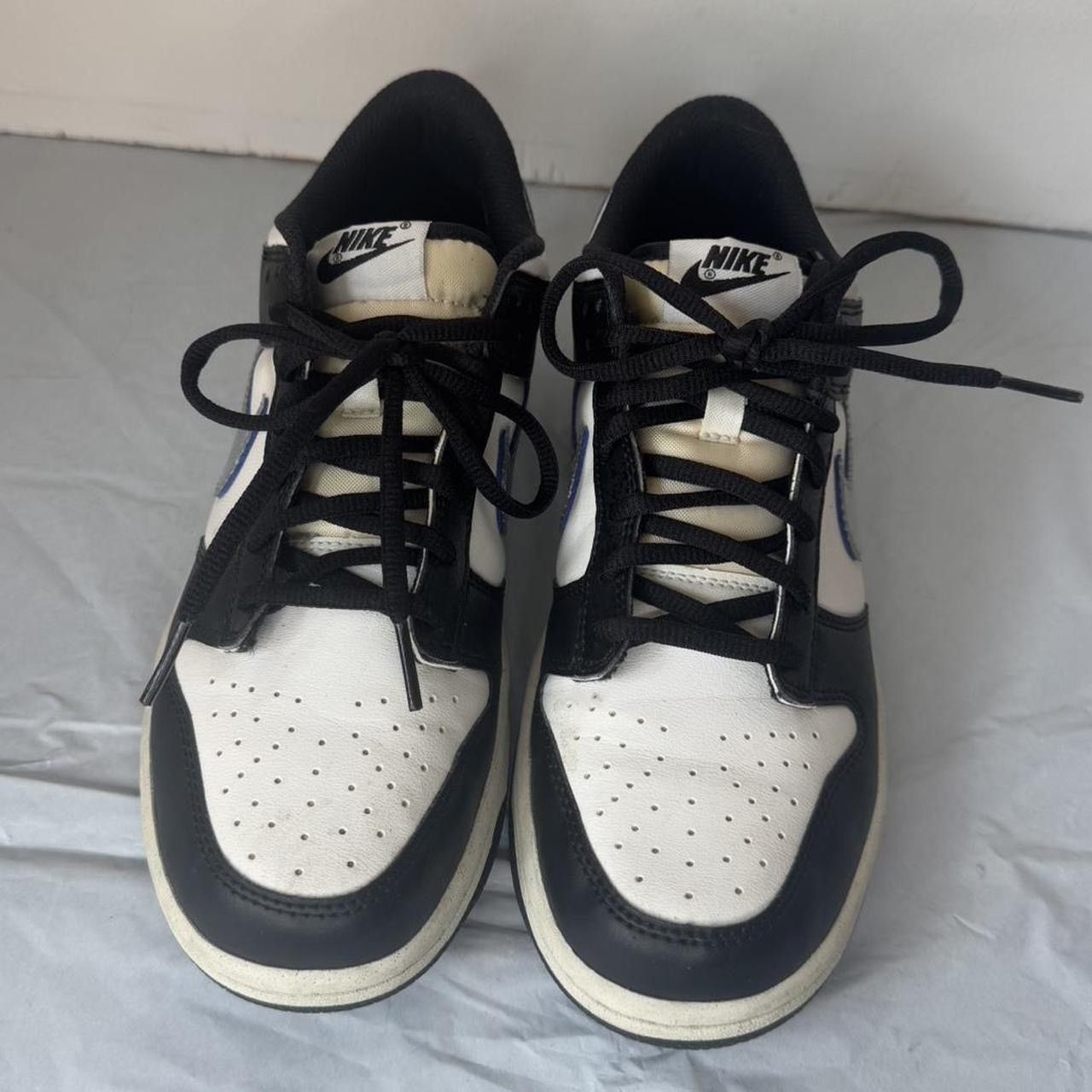 Nike Nike Dunk Low Sneakers Size US 7 / EU 40 - 3 Thumbnail