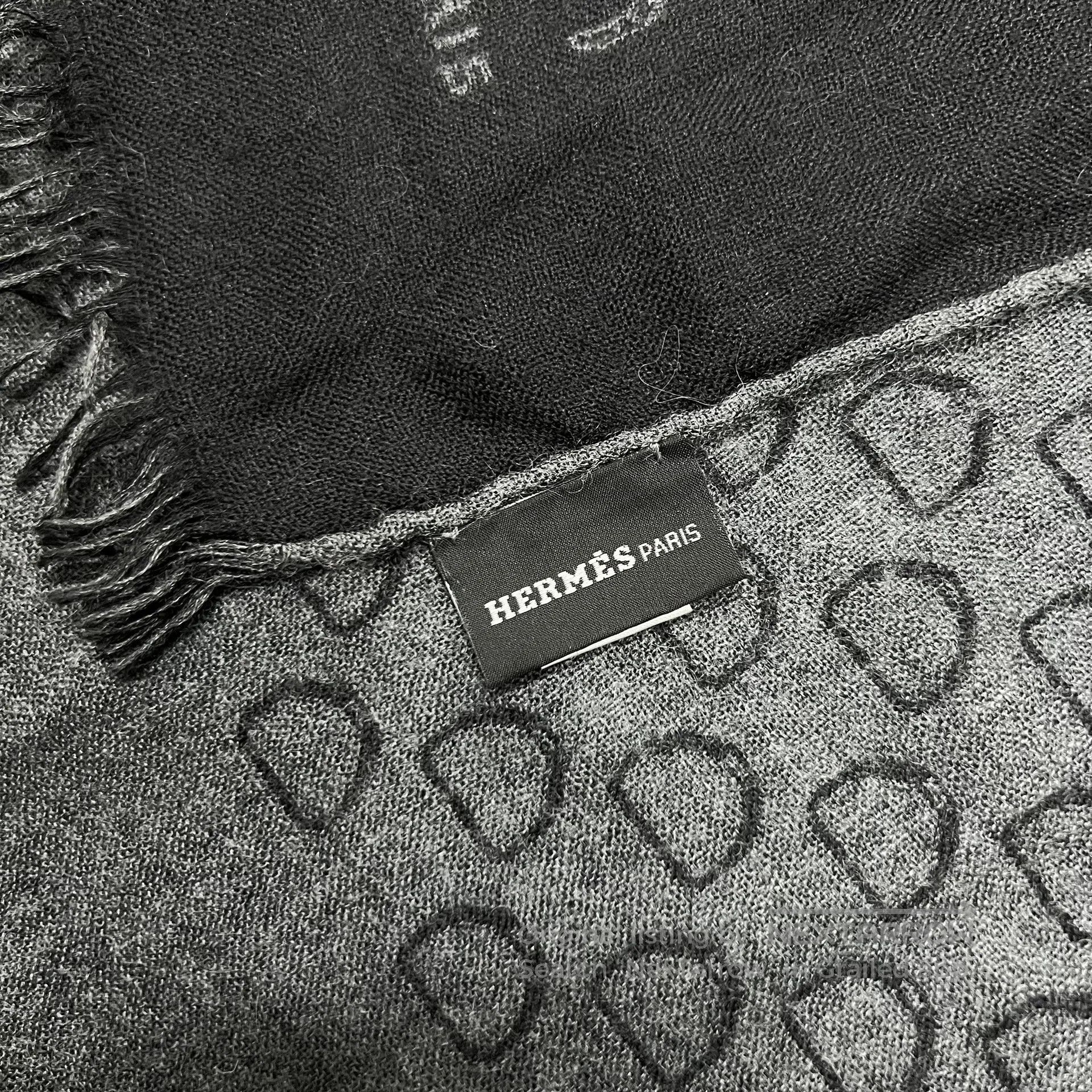 Hermes Hermes Horseshoe print, cashmere scarf| Size ONE SIZE - 5 Thumbnail