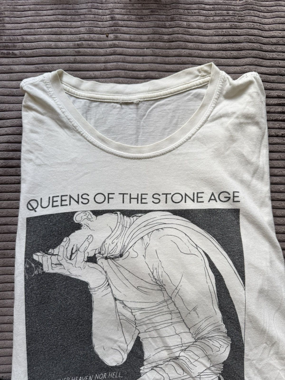 Band Tees × Vintage Rare Y2K Queens Of The Stone Age Devil Rock Band Tshirt XL Size US XL / EU 56 / 4 - 9 Thumbnail