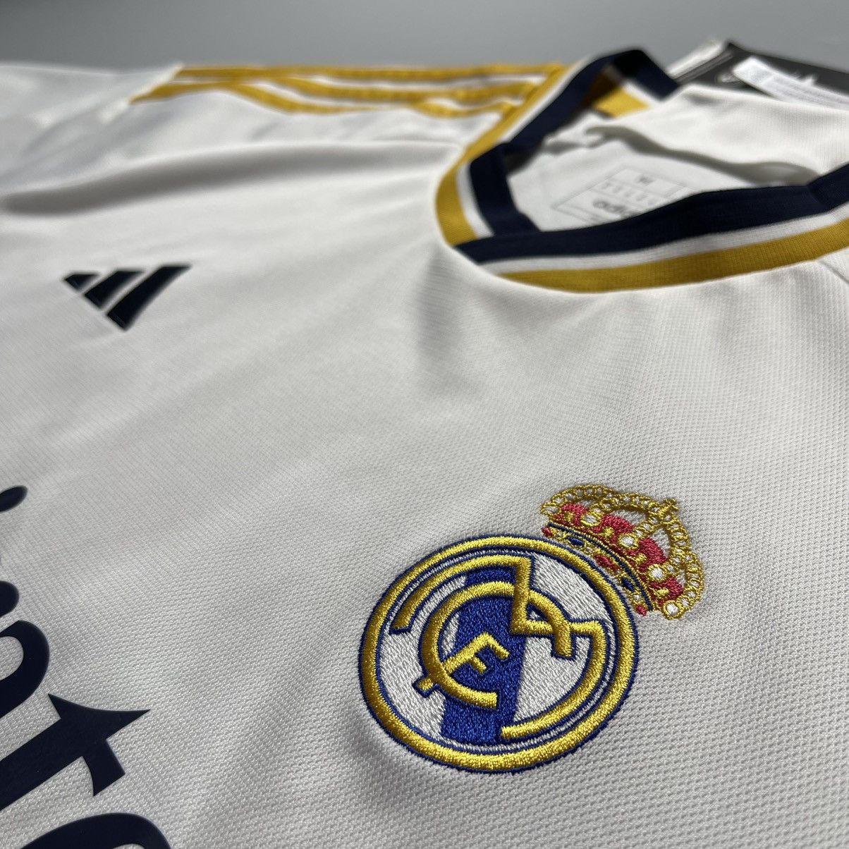 Adidas × Vintage NWT REAL MADRID 2023/2024 FOOTBALL HOME JERSEY #42 GULER Size US M / EU 48-50 / 2 - 5 Thumbnail