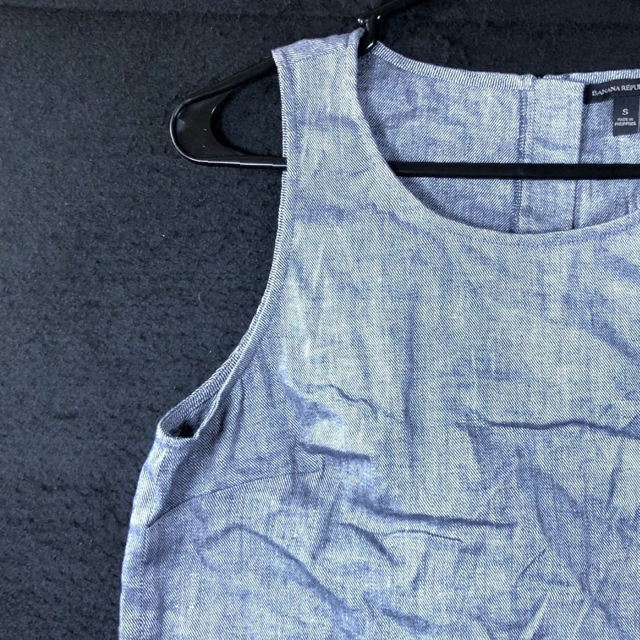 Banana Republic Banana Republic Womens Blouse Blue Sleeveless Tank Hook Loop Back Small Size S / US 4 / IT 40 - 4 Thumbnail