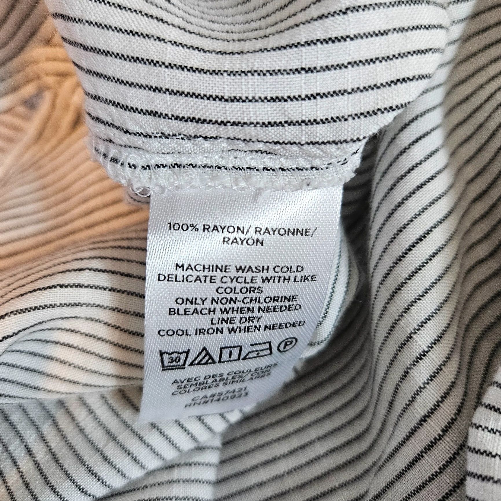 Loft LOFT Ann Taylor Womens Button Up Top Sz S Black White Stripe Rayon Shirt Womens Size S / US 4 / IT 40 - 4 Thumbnail