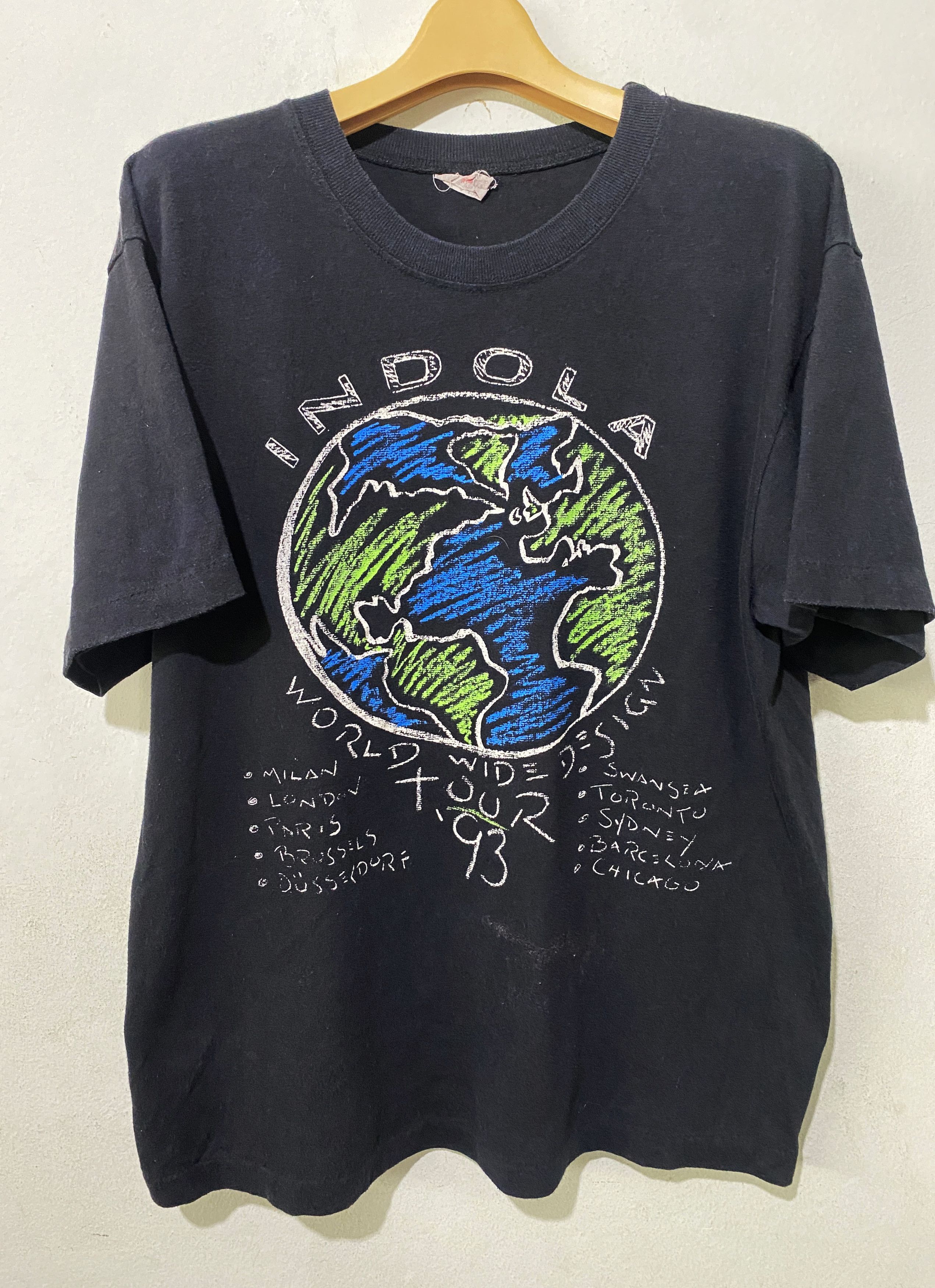 Vintage Vintage 90s Earth Day Shirt Size US L / EU 52-54 / 3 - 1 Thumbnail