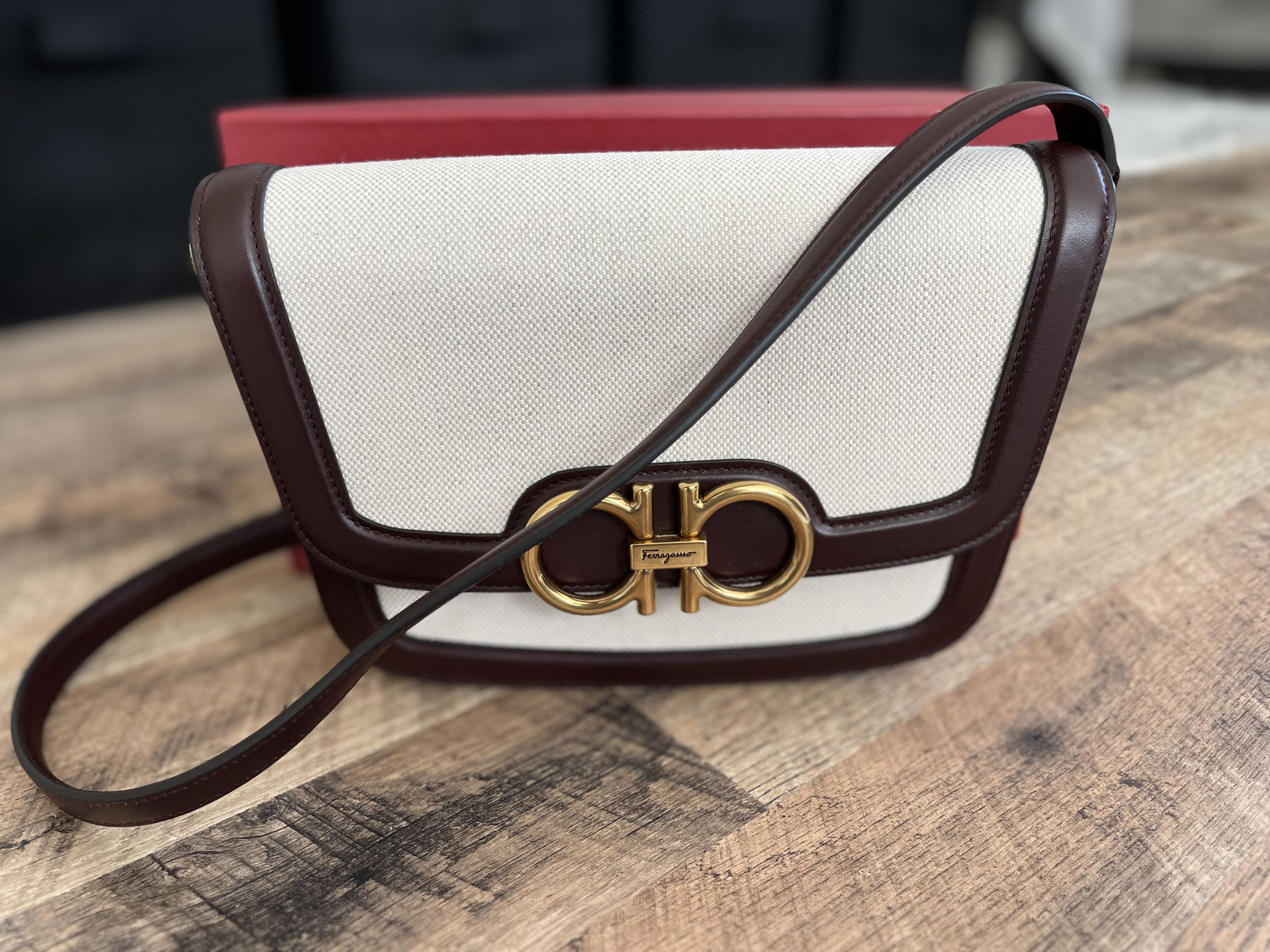 Salvatore Ferragamo Trapezio Leather and Linen Crossbody Bag Size ONE SIZE - 1 Thumbnail