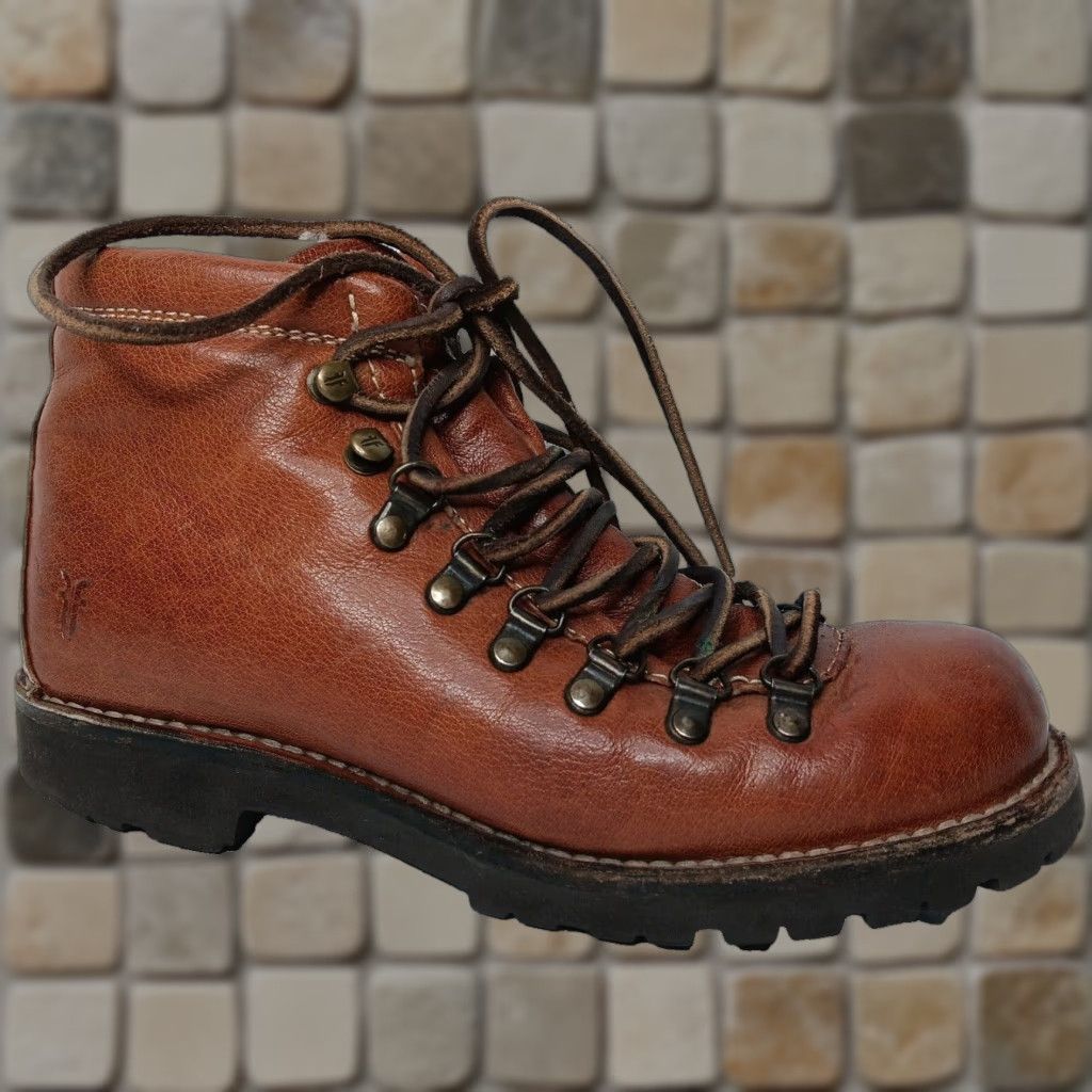 VINTAGE Frye Archie Hiking Boots Women Size B Brown Leather