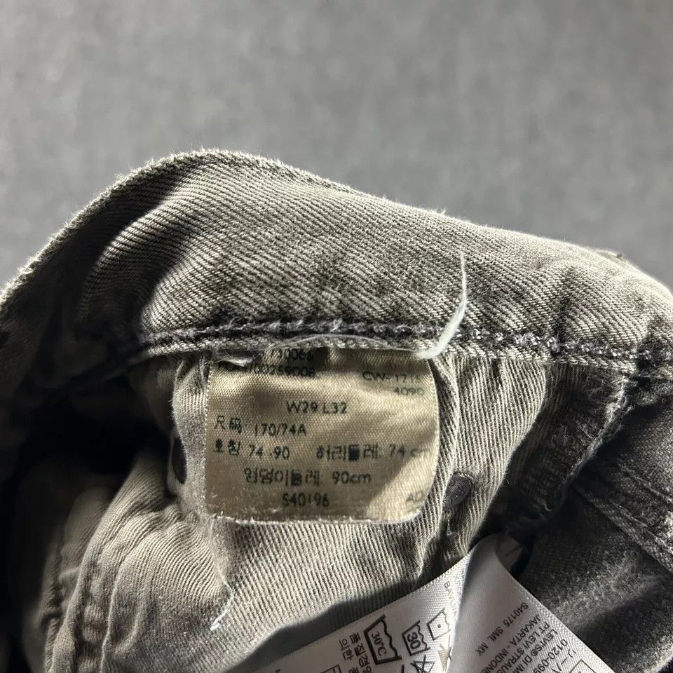 Levi's Levi's Jeans Mens 29x32 Gray Denim 501 CT Skinny Distressed Size US 29 - 8 Thumbnail