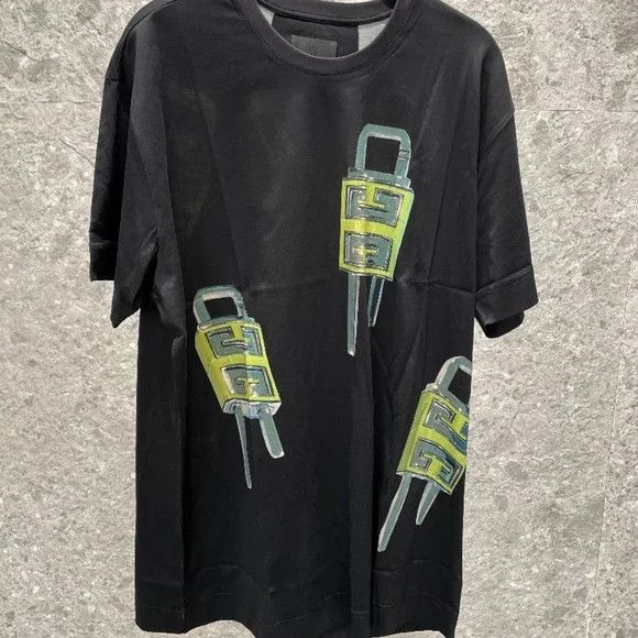 Givenchy Givenchy - 4G Lock Cotton-T-Shirt - Black - NEW W TAGS NWT Size US L / EU 52-54 / 3 - 10 Thumbnail
