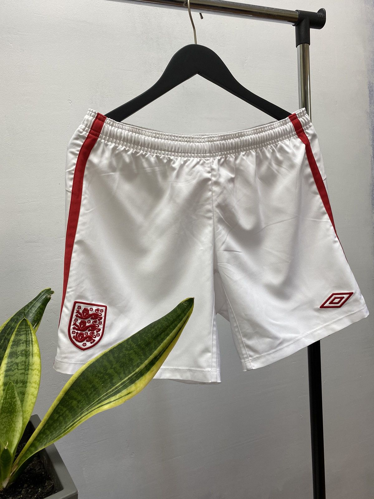 Umbro × Vintage Umbro England National Team Soccer Shorts Size US 32 / EU 48 - 3 Thumbnail